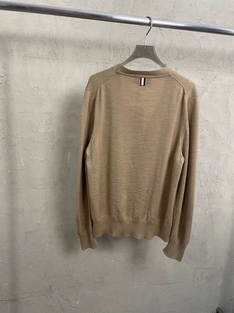 Thom Browne Thom Browne size3 A thin wool sweater with a khaki collar Size US L / EU 52-54 / 3 - 2 Thumbnail
