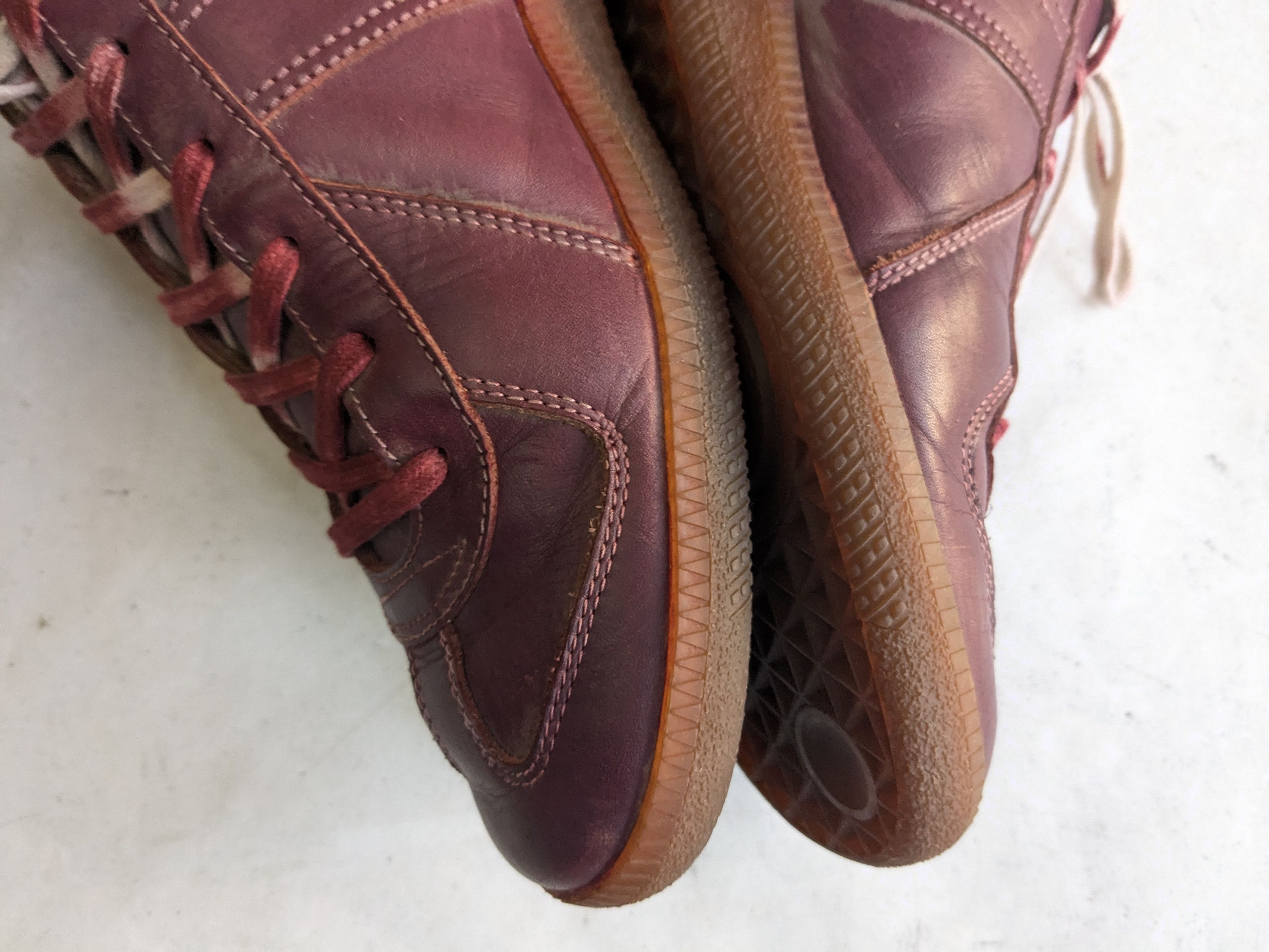 Maison Margiela Maison Margiela Replica GAT Red 8 41 SS09 Low Leather Size US 8 / EU 41 - 9 Thumbnail