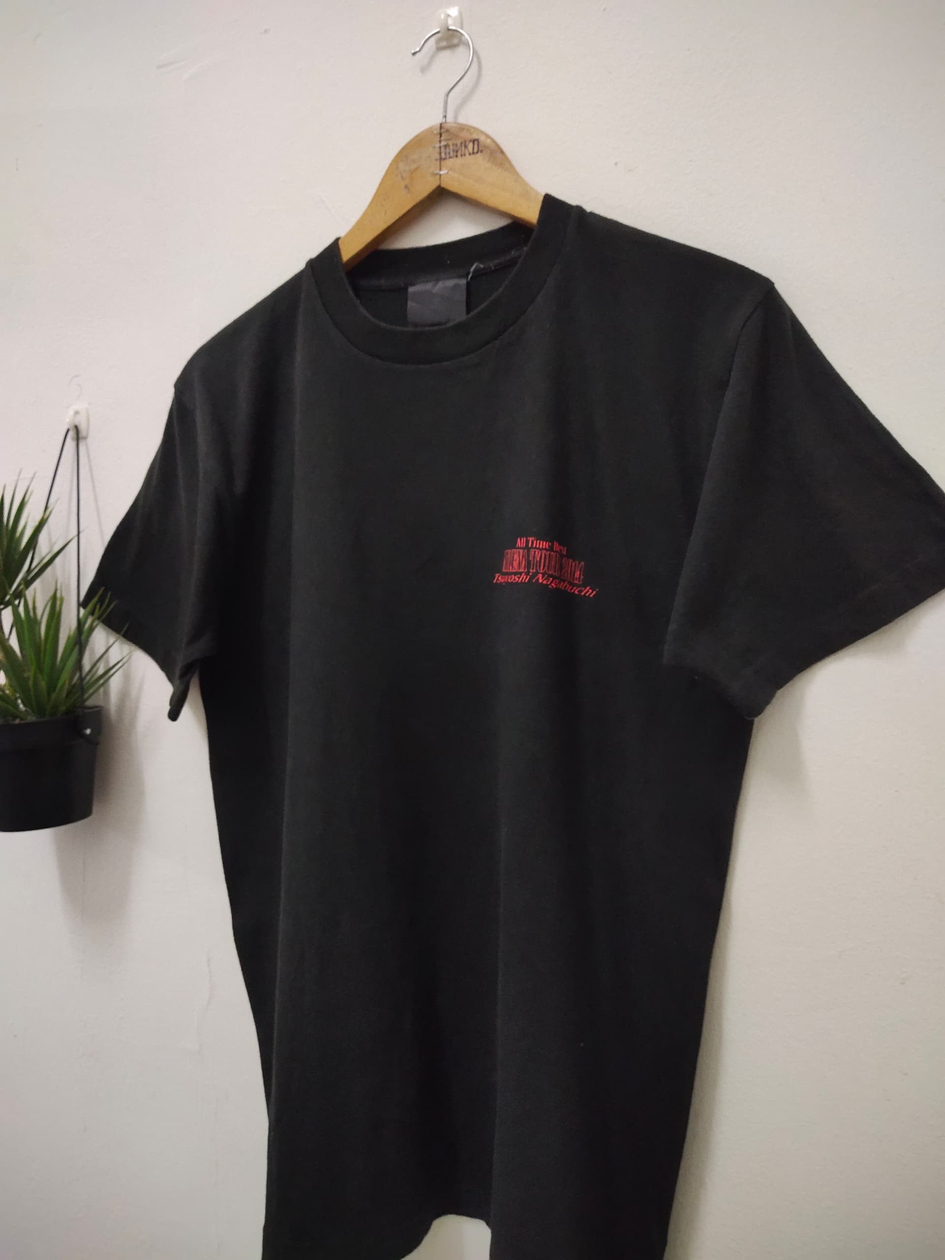 Band Tees Vintage Tsuyoshi Nagabuchi japan band arena tourt shirt Size US M / EU 48-50 / 2 - 4 Thumbnail