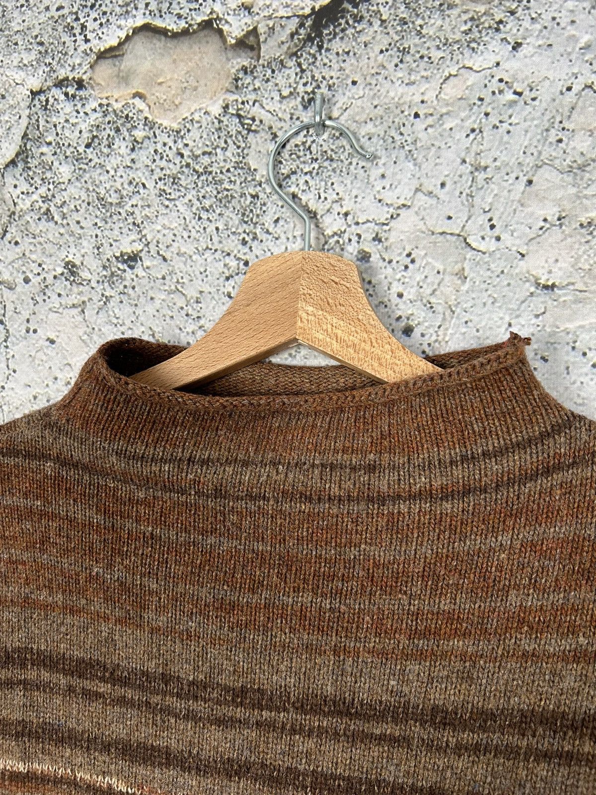 Vintage Vintage Brown Stripped Sweater Knit Made in Italy 90s Size US M / EU 48-50 / 2 - 3 Thumbnail