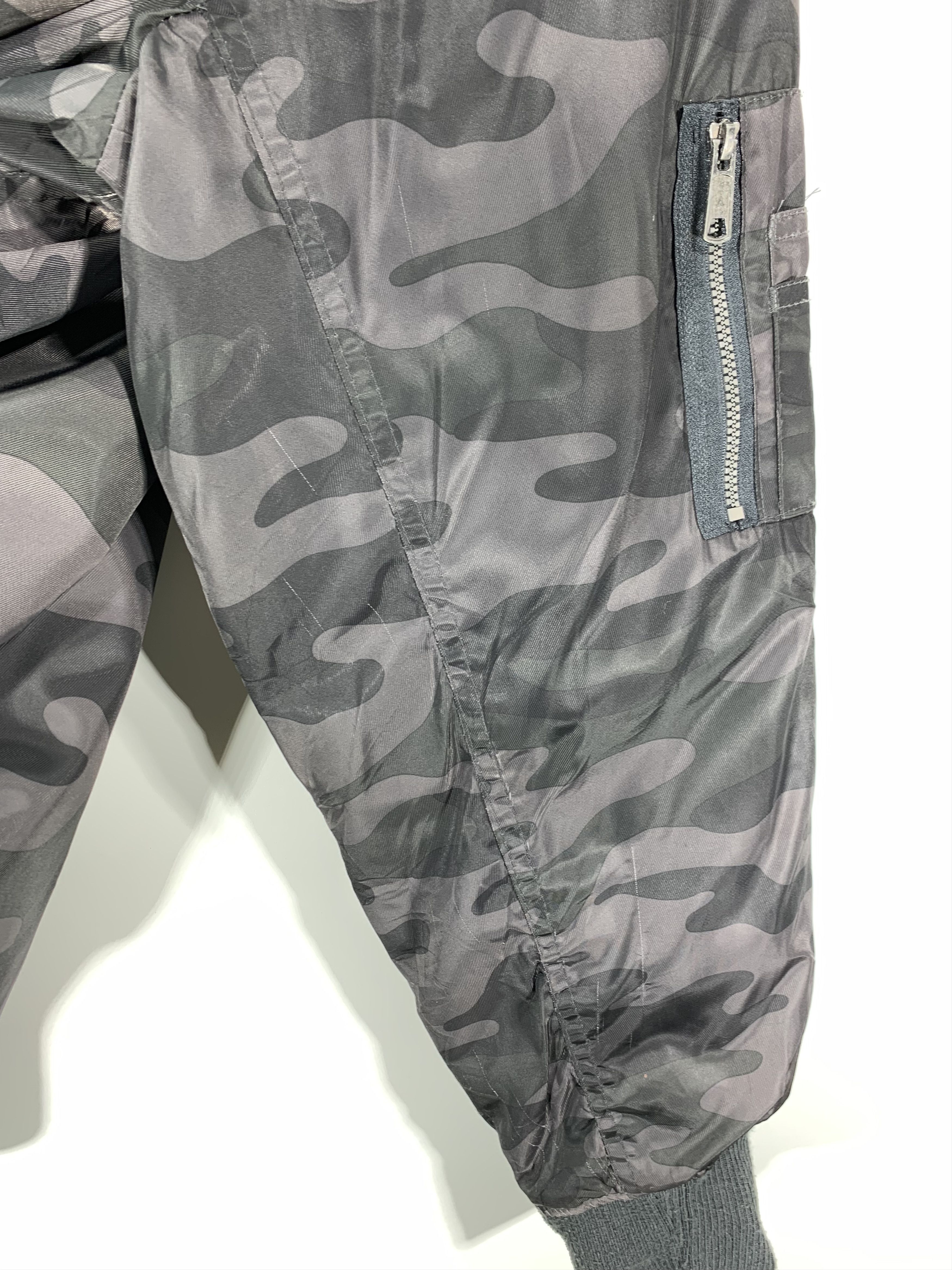 Japanese Brand × Vintage Heat assist Camo Bomber Jacket Size US M / EU 48-50 / 2 - 7 Thumbnail
