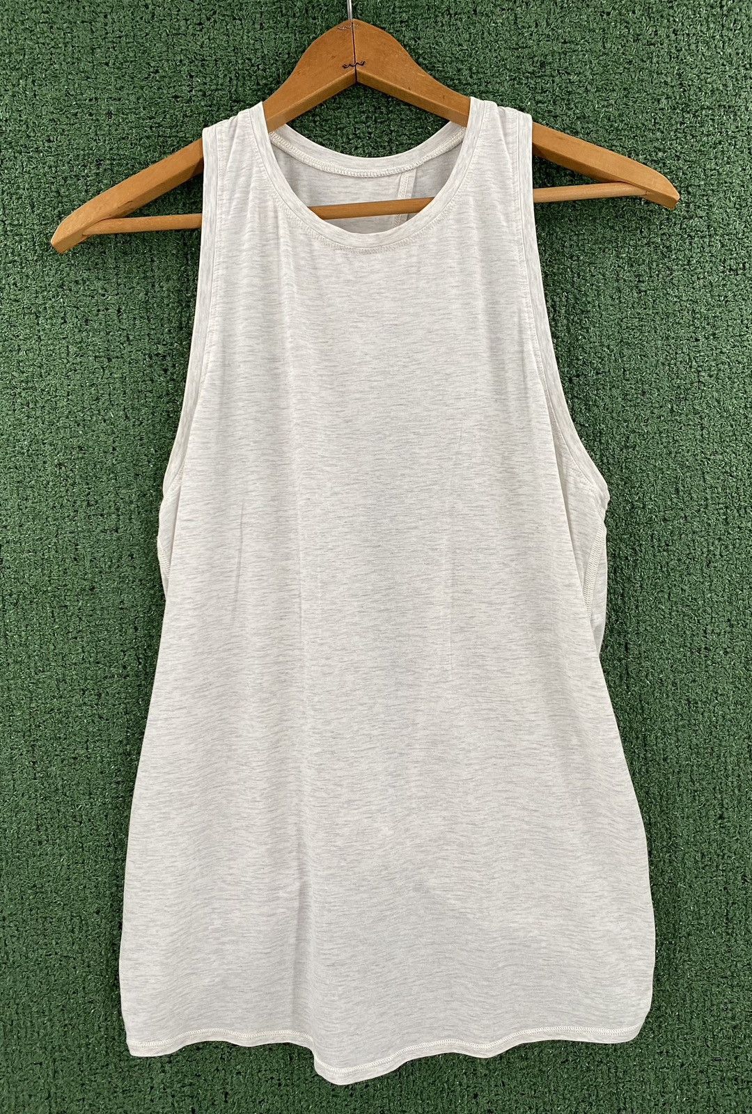 Lululemon Lululemon All Tied Up Tank Top Open Back Knot Tie Womens 4 Size S / US 4 / IT 40 - 1 Thumbnail