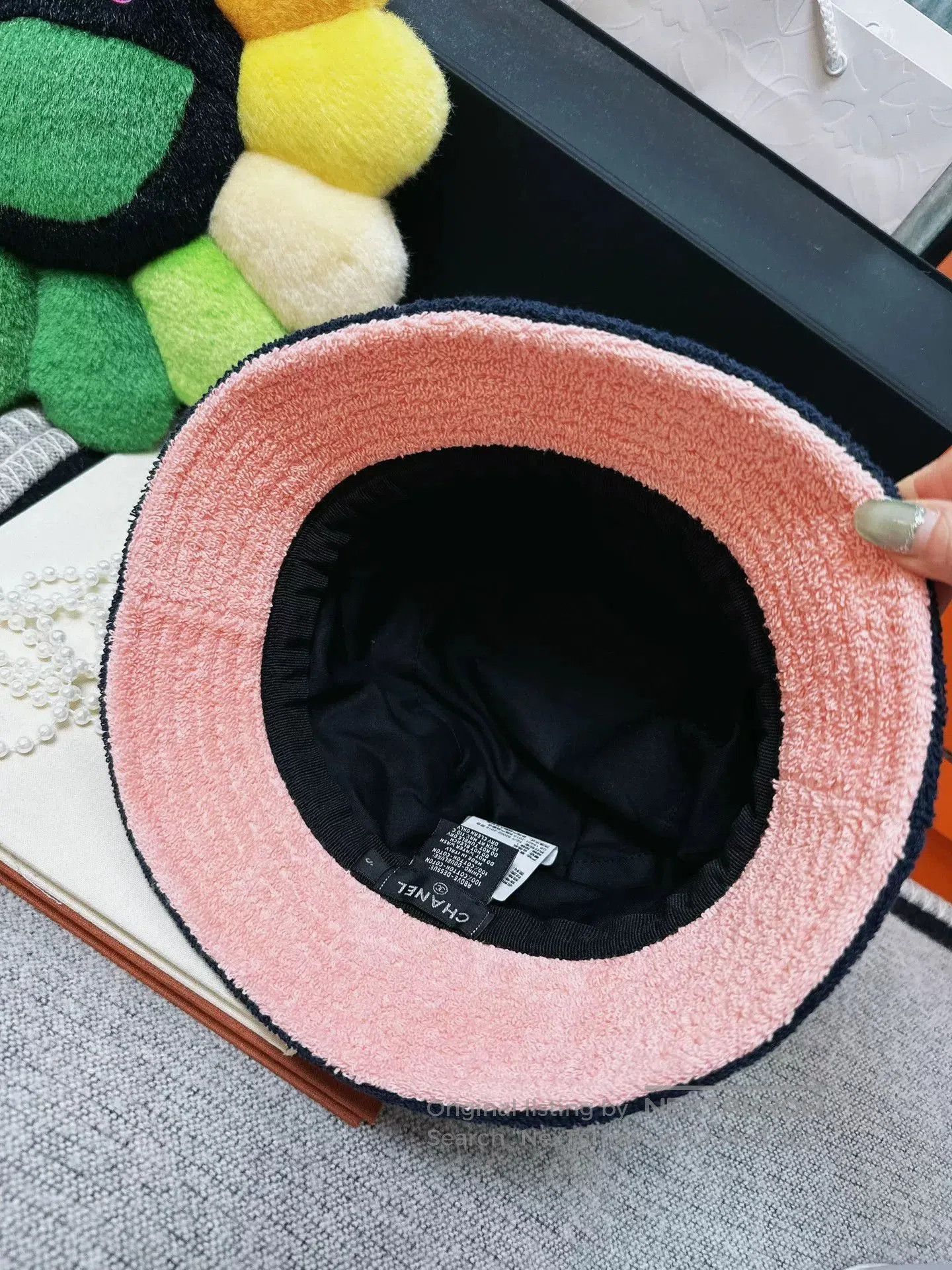 Chanel deep blue pink logo bucket hat. Size ONE SIZE - 4 Thumbnail