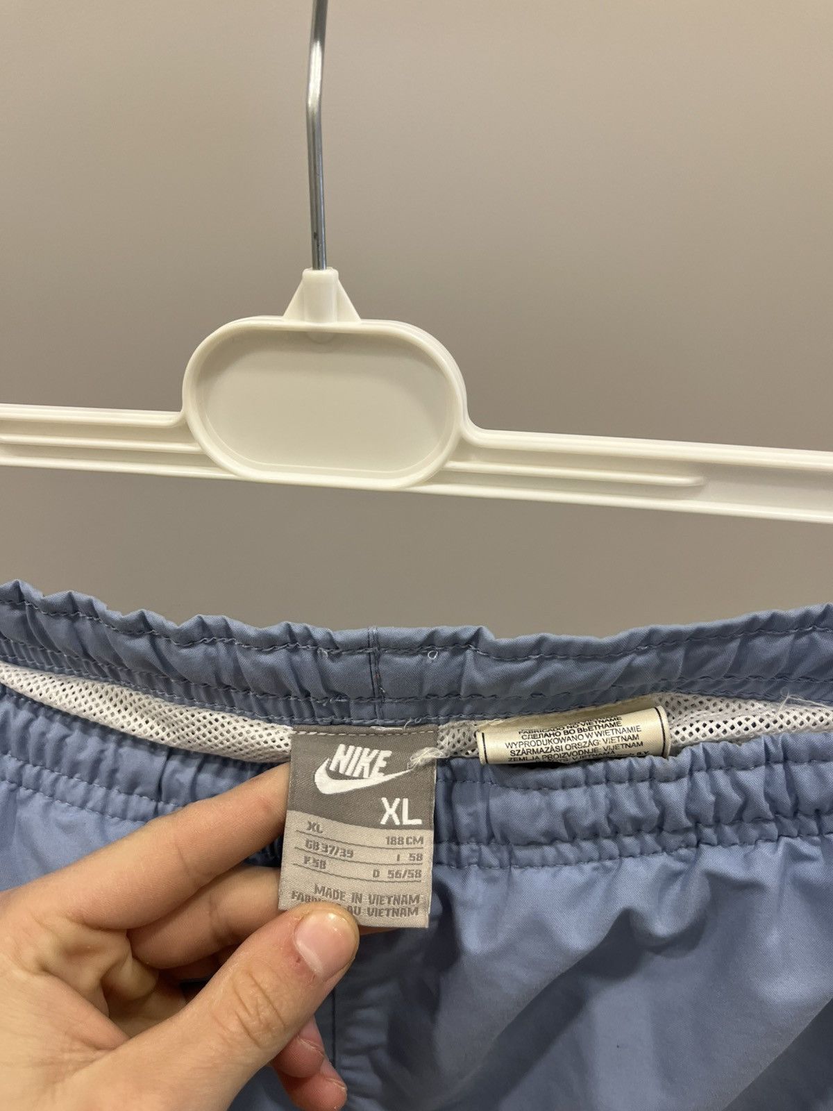 Japanese Brand Nike Vintage Shorts Mini Swoosh Japanese Drill Baggy Hype Size US 36 / EU 52 - 4 Thumbnail