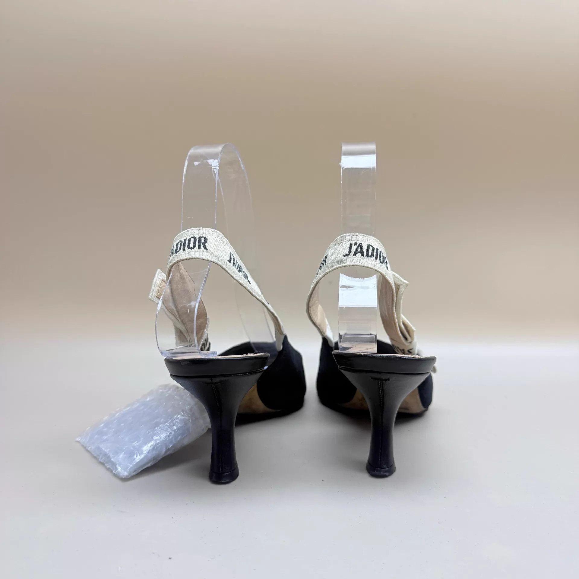 Dior Dior B&W Logo Embroidered Kitten Heel 36 95 New Size US 5.5 / IT 35.5 - 3 Thumbnail