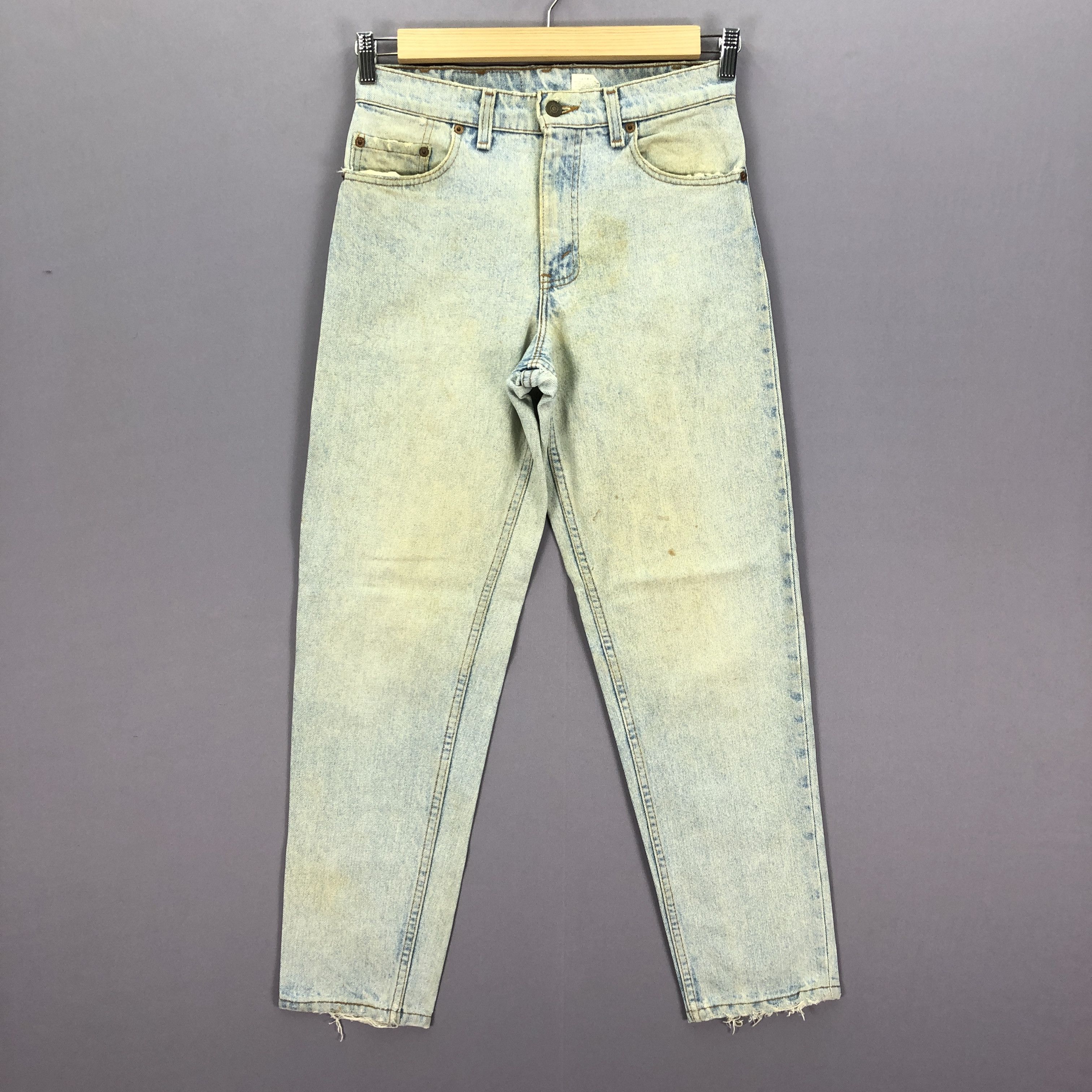 Levi's Vintage Levis 550 Dirty Ripped Jeans Faded Light Wash Denim Size 28" / US 6 / IT 42 - 1 Thumbnail
