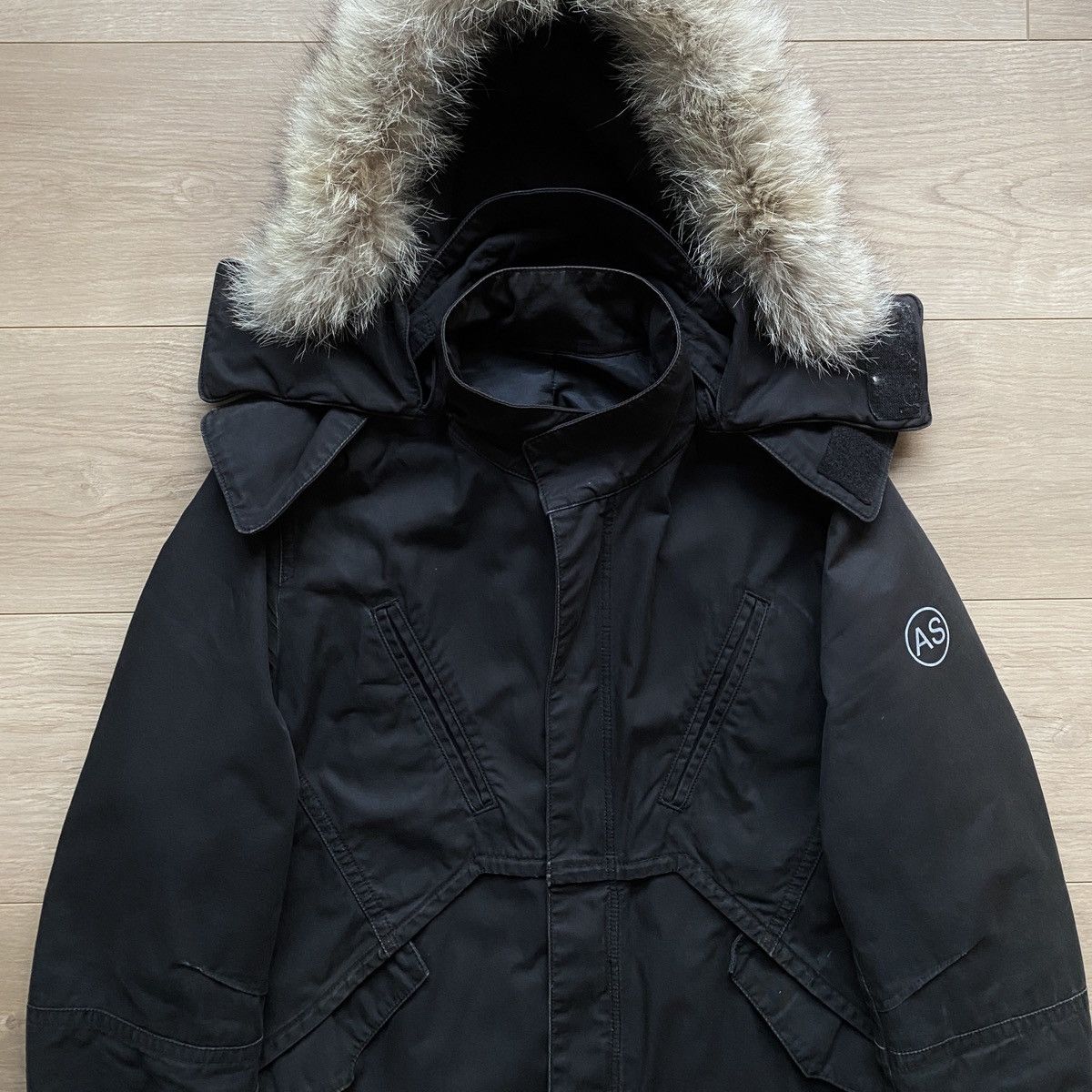 Undercover A/W 2011 Undercover “Antidevil Security” Fur Hooded Parka Size US M / EU 48-50 / 2 - 4 Thumbnail