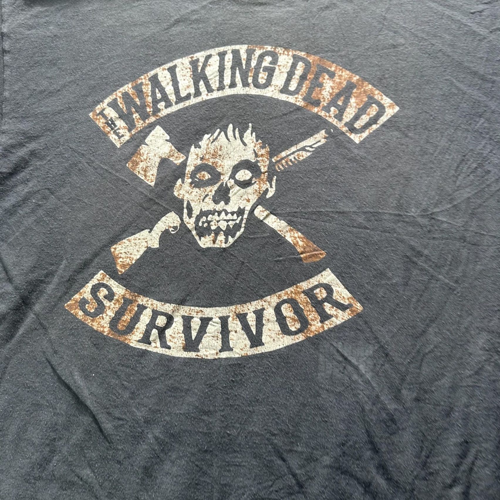 Vintage VINTAGE Walking Dead Survivor Shirt Mens Large Black Zombie Graphic Tee Horror TV Show Size US L / EU 52-54 / 3 - 2 Thumbnail