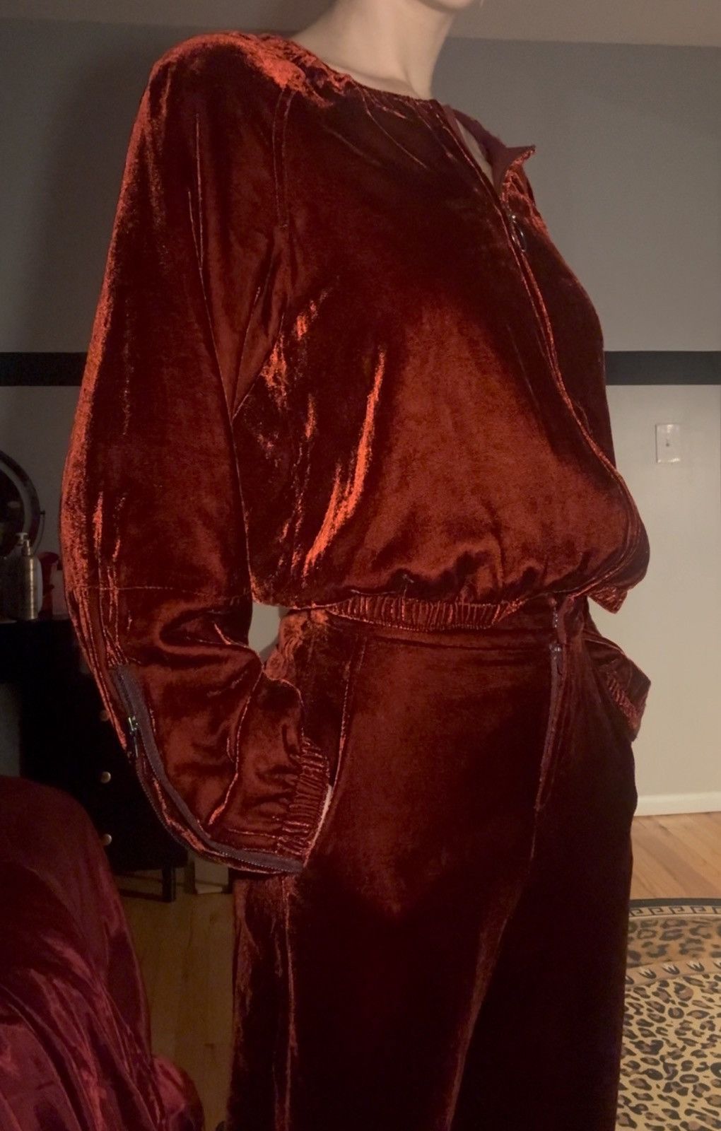 Bcbgmaxazria Bcbgmaxazria red/orange velour sweatsuit set Size XS / US 0-2 / IT 36-38 - 2 Thumbnail