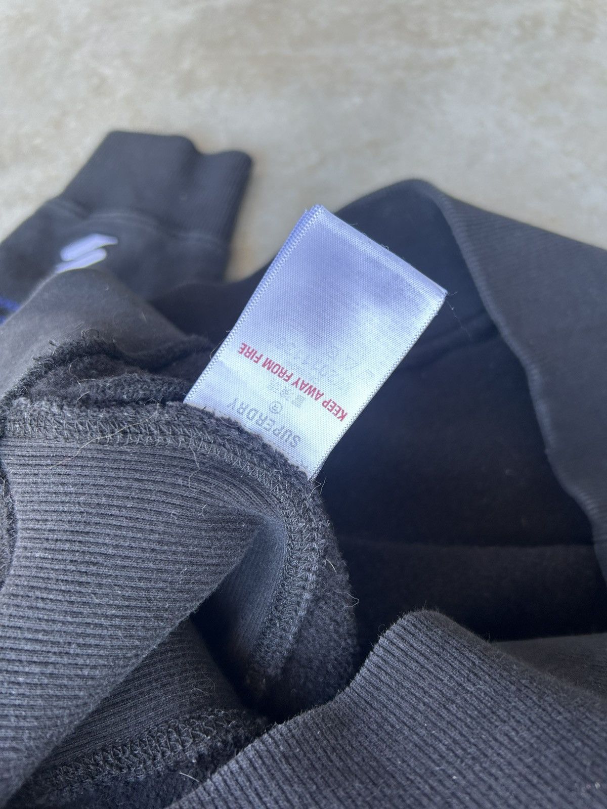 Japanese Brand × Superdry Super-dry Essentials Spell Out Hoodie Size M / US 6-8 / IT 42-44 - 6 Thumbnail