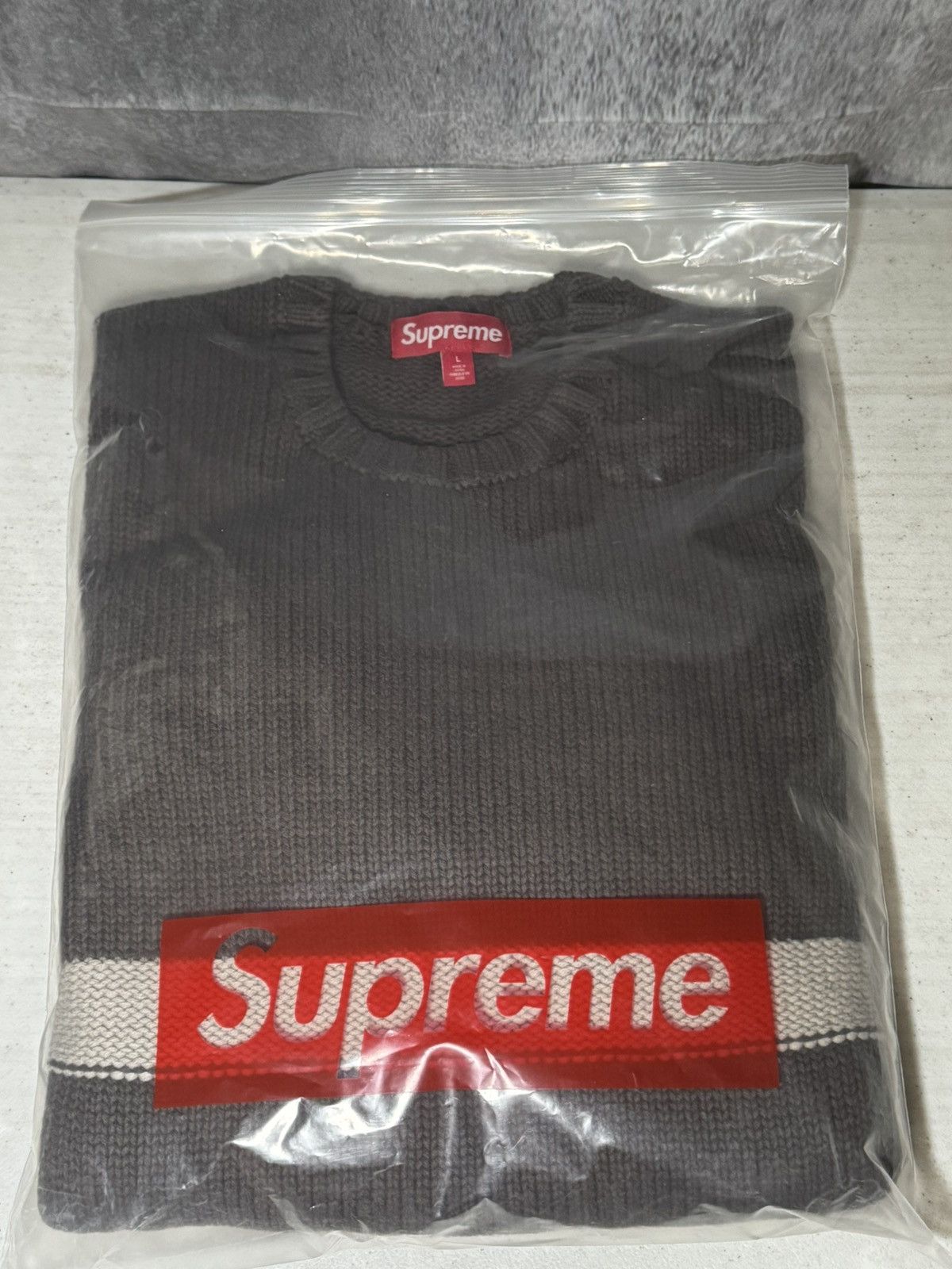 Supreme Supreme Tonal Appliqué Sweater Size US L / EU 52-54 / 3 - 4 Thumbnail