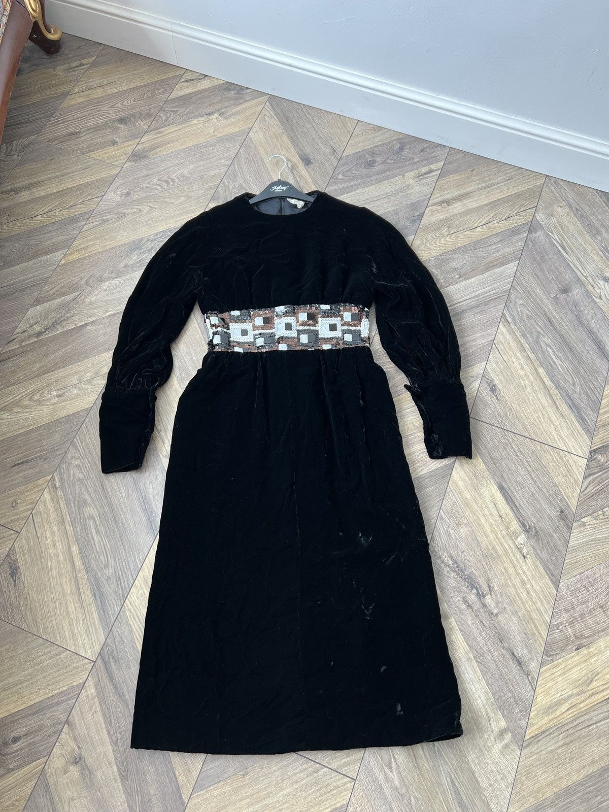 Designer Grieder Vintage Black Velvet Dress Long Sleeve Beaded Waist Size XS / US 0-2 / IT 36-38 - 1 Thumbnail
