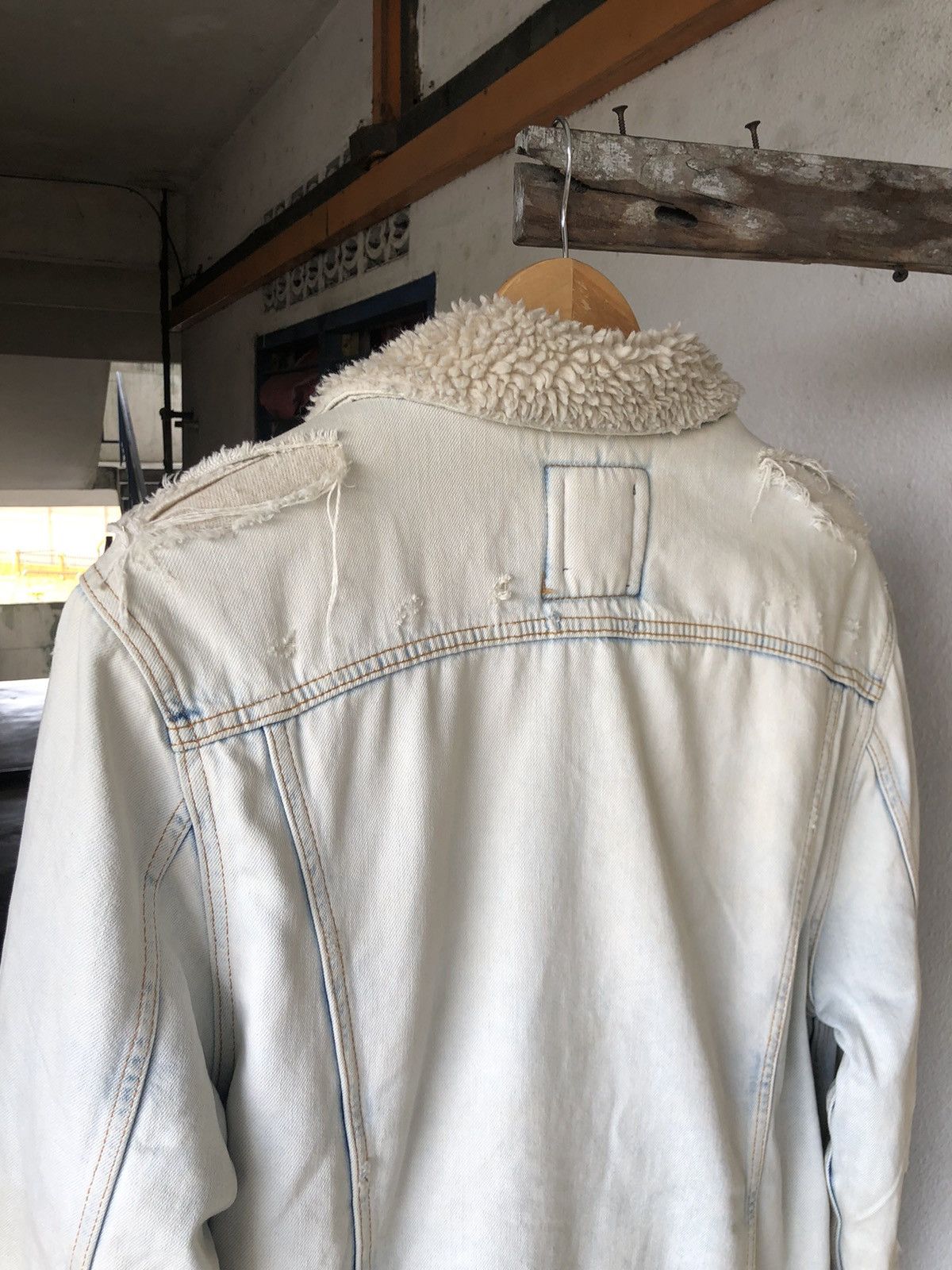 Zara 🔥Zara Distressed Punk Denim Sherpa Jacket If Six Was Nine Size US L / EU 52-54 / 3 - 15 Thumbnail