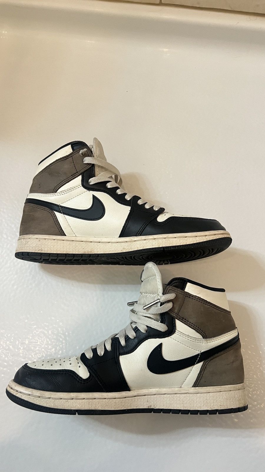 Jordan Brand Nike Jordan 1 US mens size 7.5 Size US 7.5 / EU 40-41 - 2 Thumbnail