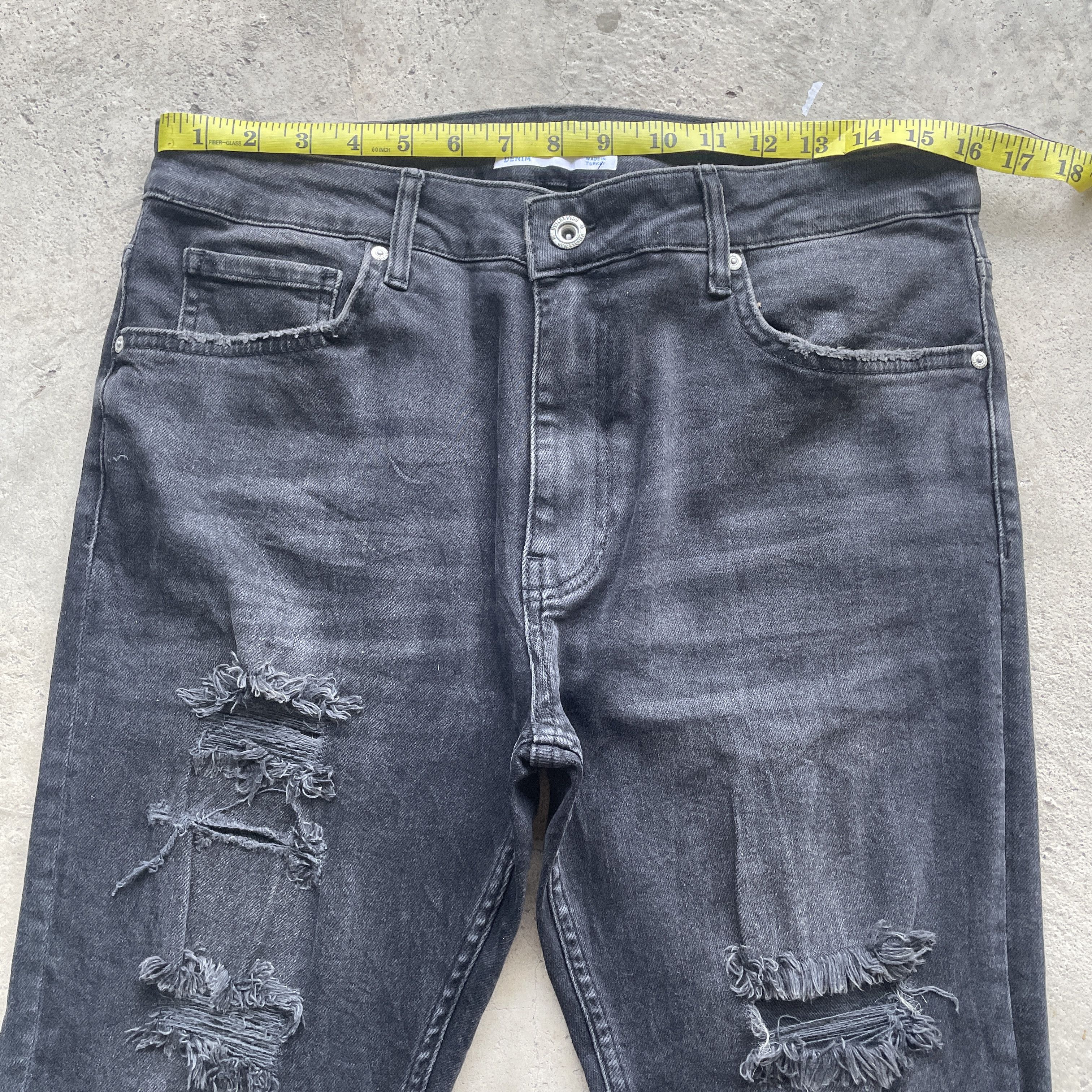 Japanese Brand W32 VINTAGE BERSHKA LIKE AMIRI JEANS BLACK DISTRESSED PANTS Size US 35 - 5 Thumbnail