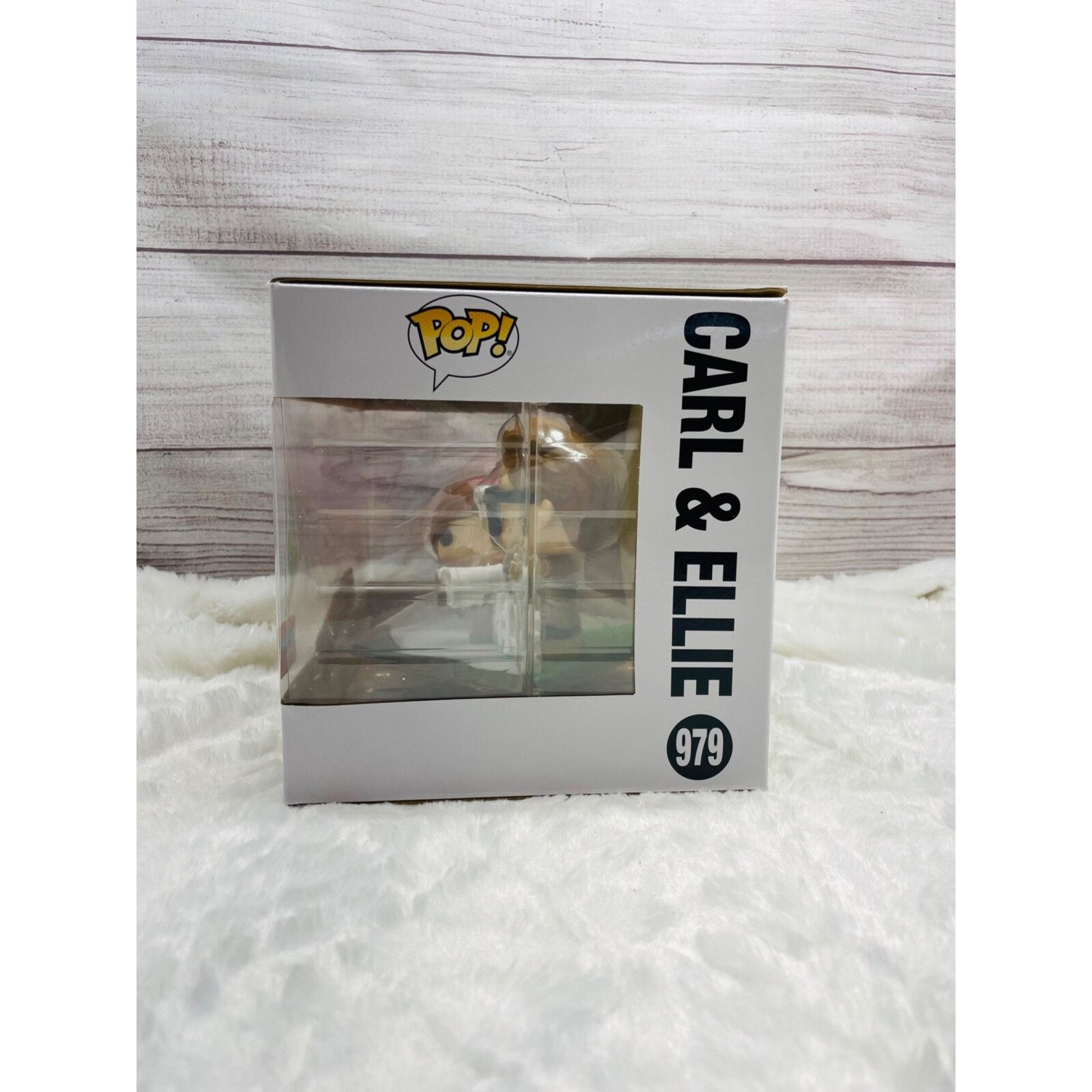 Disney Funko Pop! Movie Moment Disney Pixar UP Carl & Ellie Vinyl F Size ONE SIZE - 4 Thumbnail