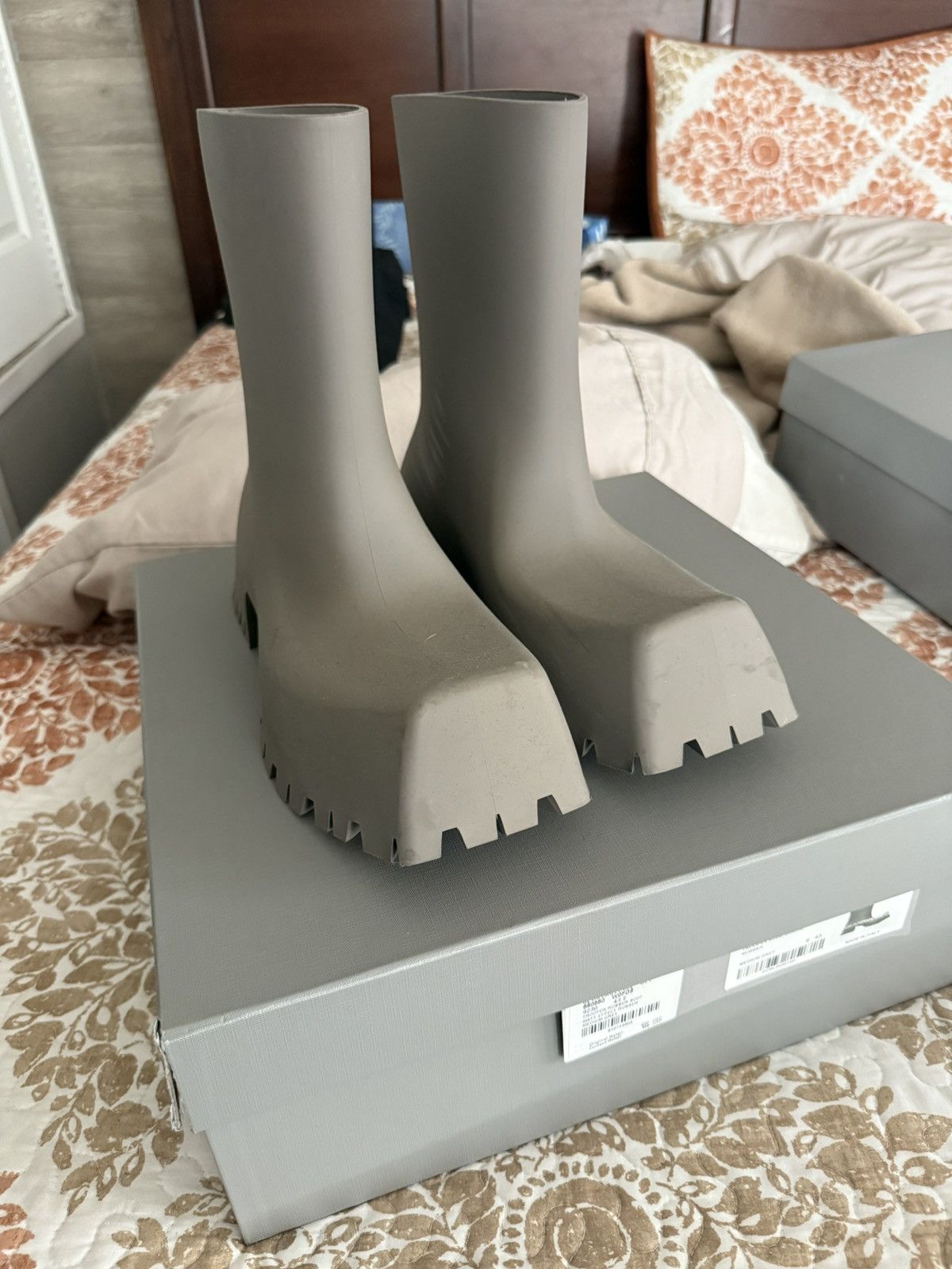 Balenciaga trooper boots sz 10 / 43 EU