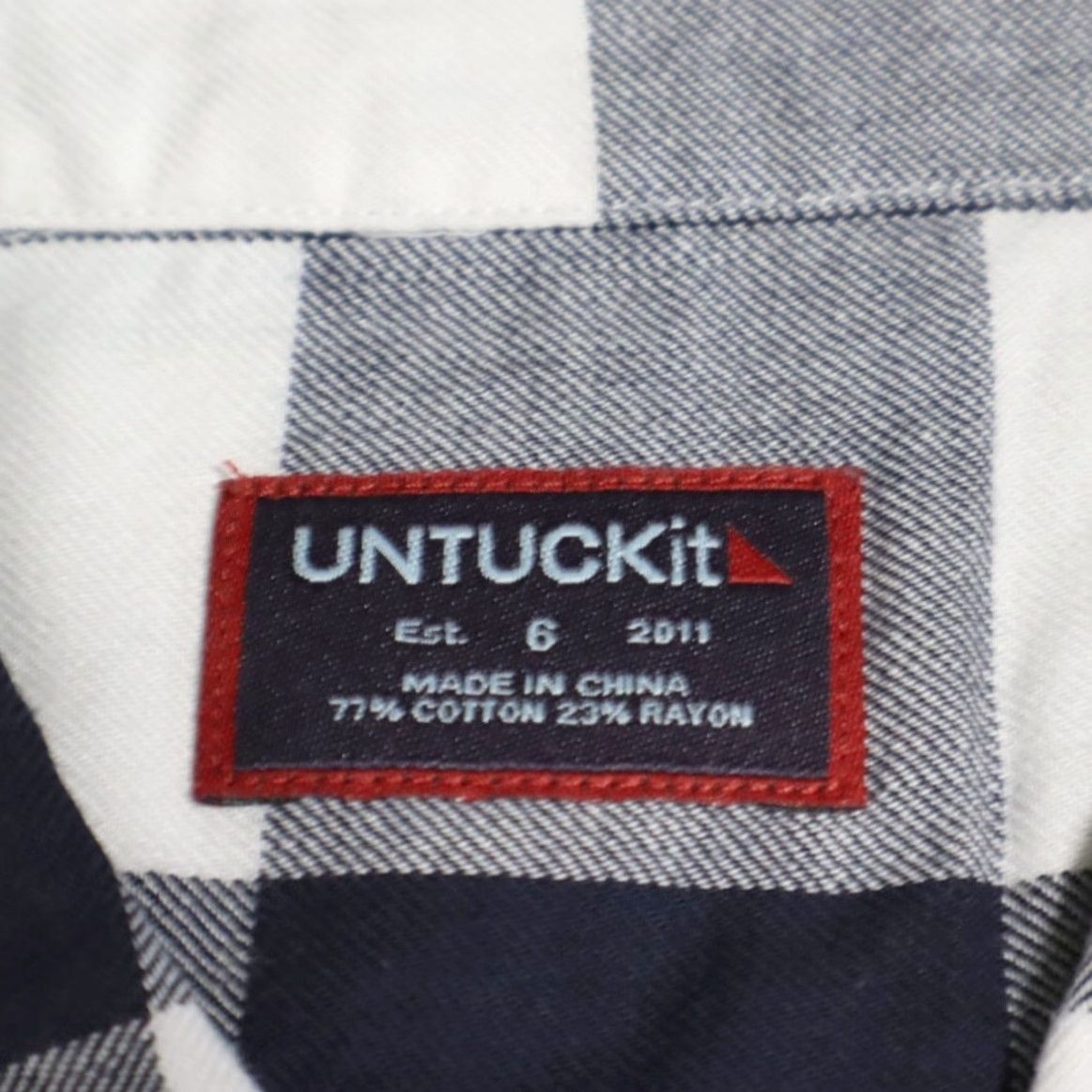 UNTUCKit Untuckit Mairena Plaid Shirt Navy Women's 6 Long Sleeve Button Up Shirt Women 6 Navy Plaid Mairena Untuckit Shirt Size M / US 6-8 / IT 42-44 - 5 Thumbnail