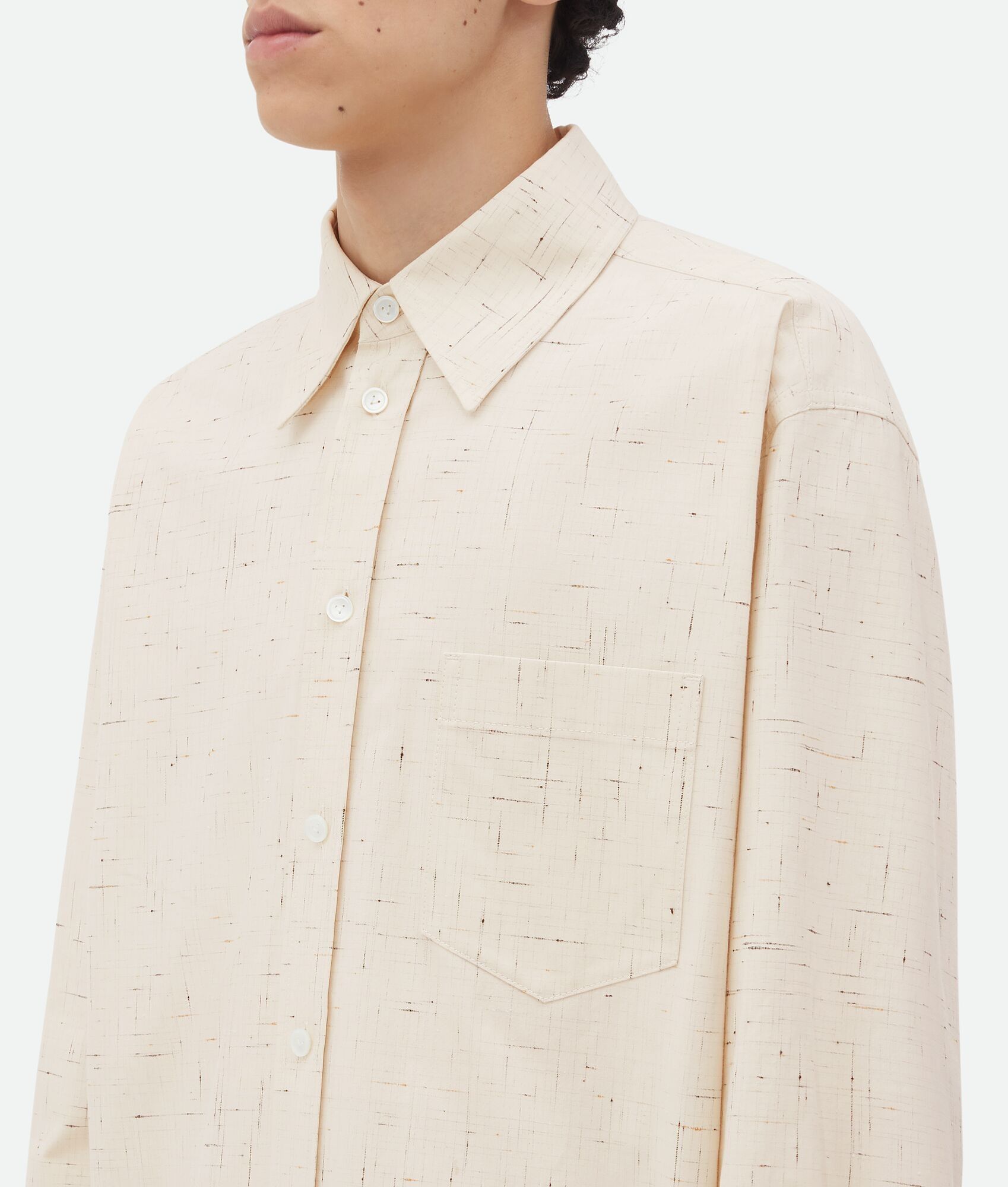 Bottega Veneta o1w1db10525 Textured Criss-Cross Cotton Shirt in Dove Size US L / EU 52-54 / 3 - 6 Thumbnail