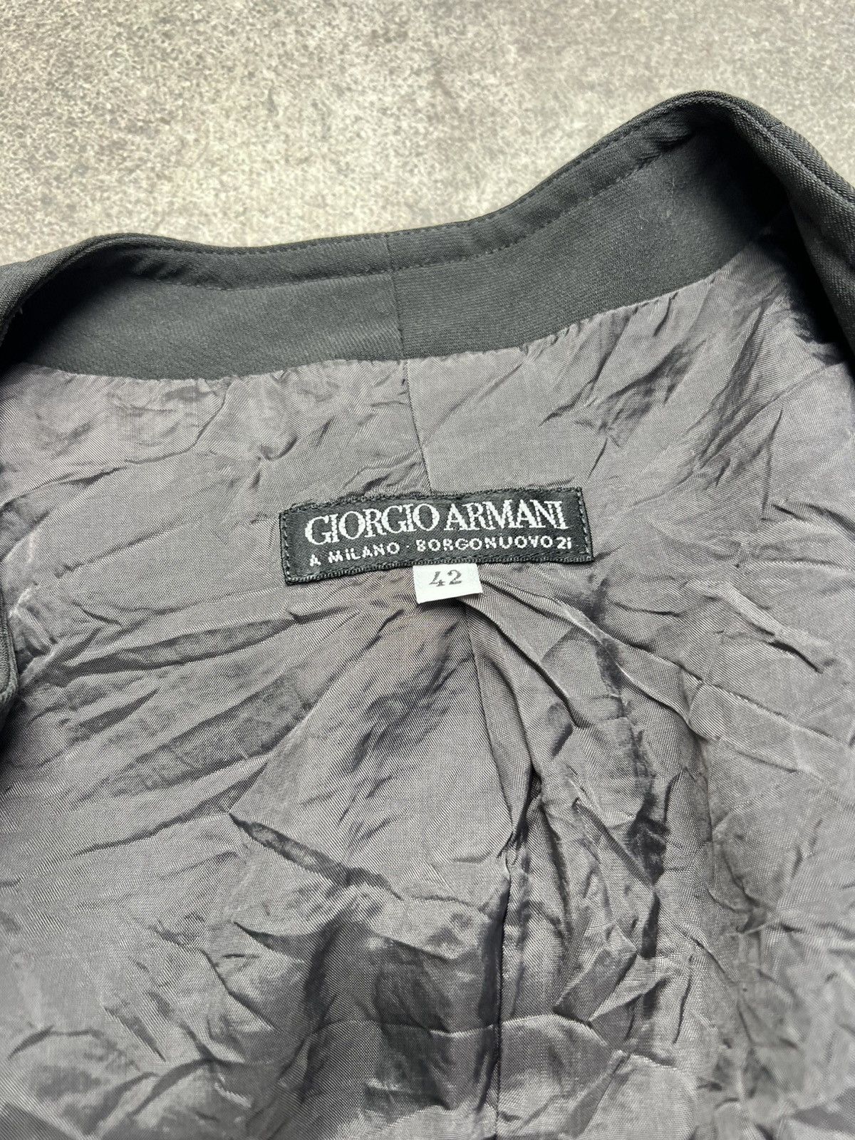 Giorgio Armani × Vintage Giorgio Armani 90s vintage cropped blazer jacket Size S / US 4 / IT 40 - 15 Thumbnail