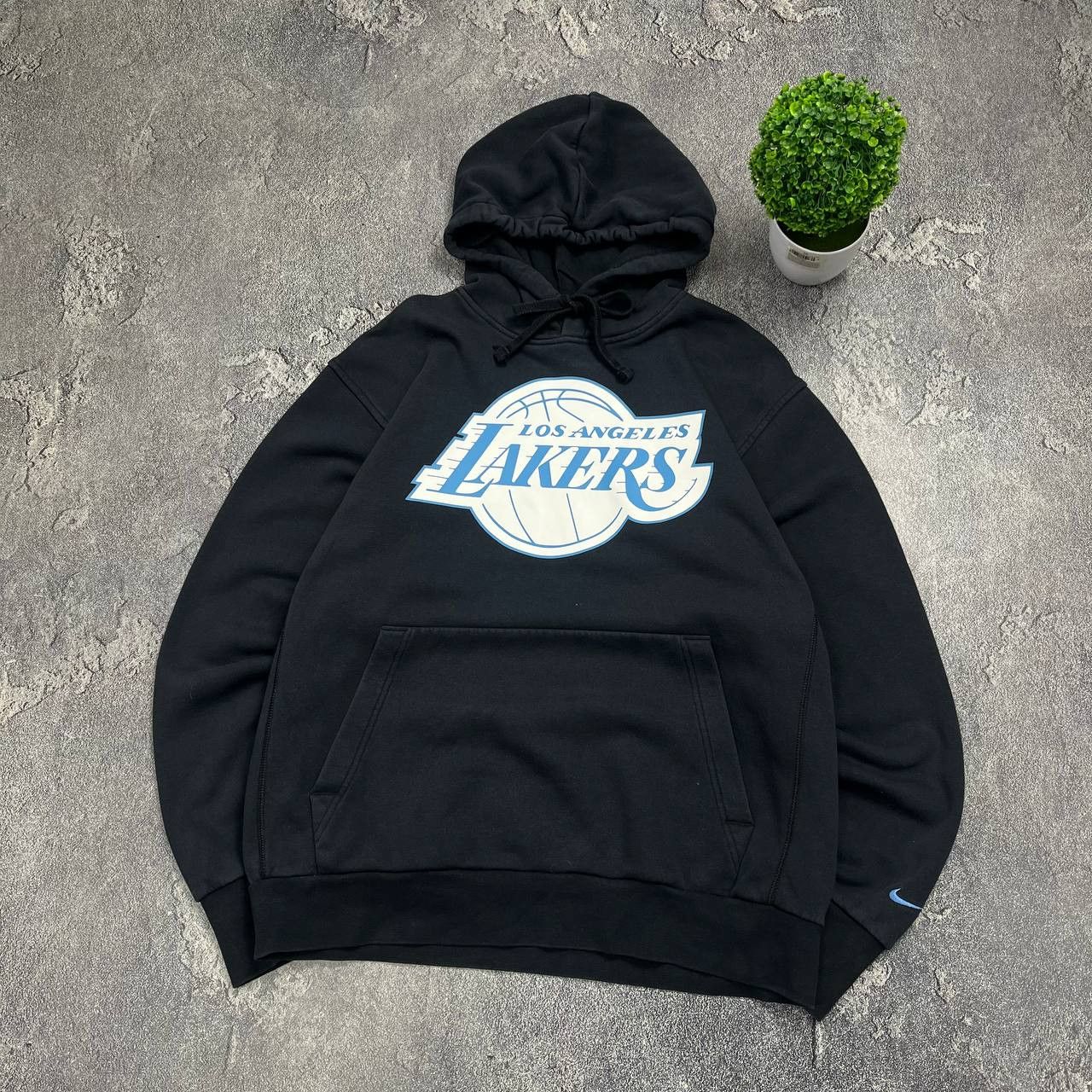Nike Nike Los Angeles Lakers HWC Hoodie Pullover Sweatshirts Size US M / EU 48-50 / 2 - 2 Thumbnail