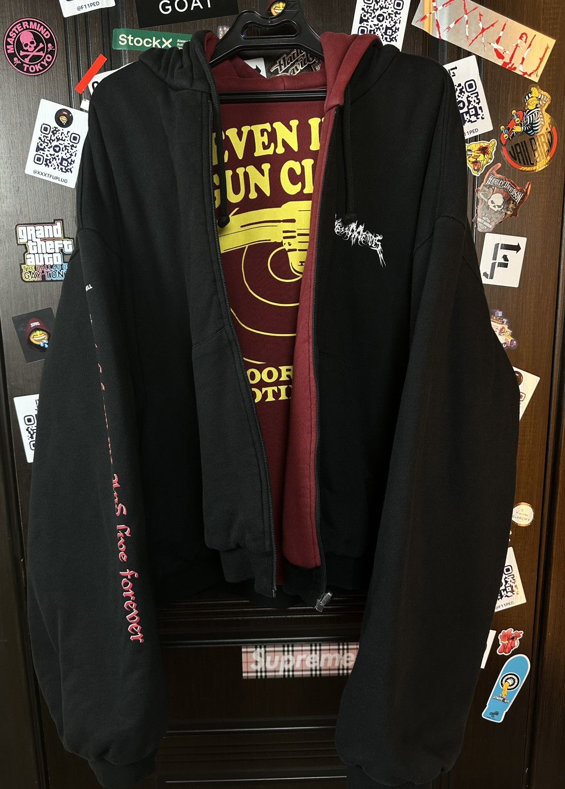 Vetements Vetements Total Fucking Darkness x 11 inch Gun Club 2 Side L Size US L / EU 52-54 / 3 - 4 Thumbnail