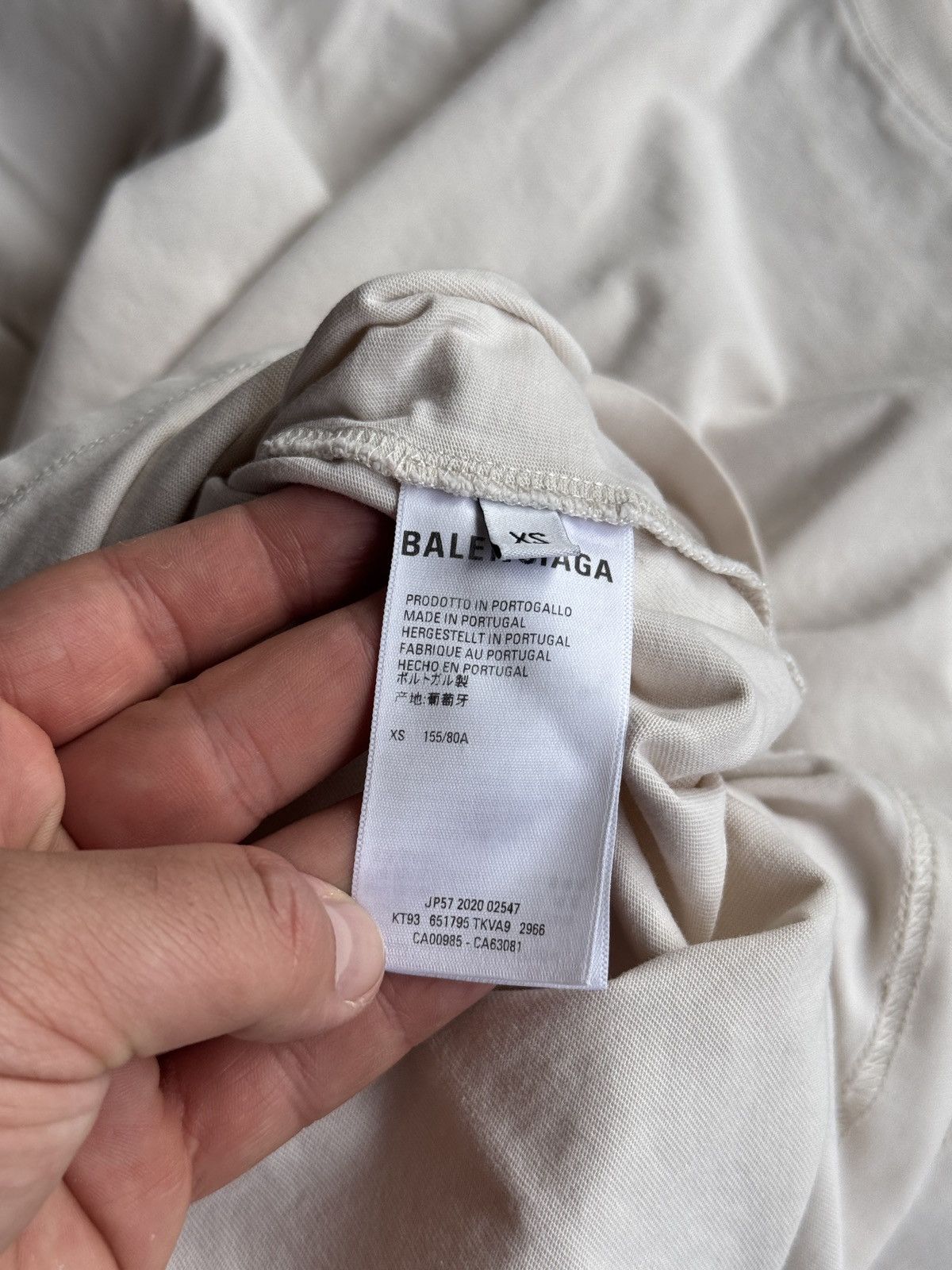 Balenciaga *RARE* HOTEL & RESORT BALENCIAGA DEMNA BEIGE OVERSIZED TEE Size US XS / EU 42 / 0 - 7 Thumbnail