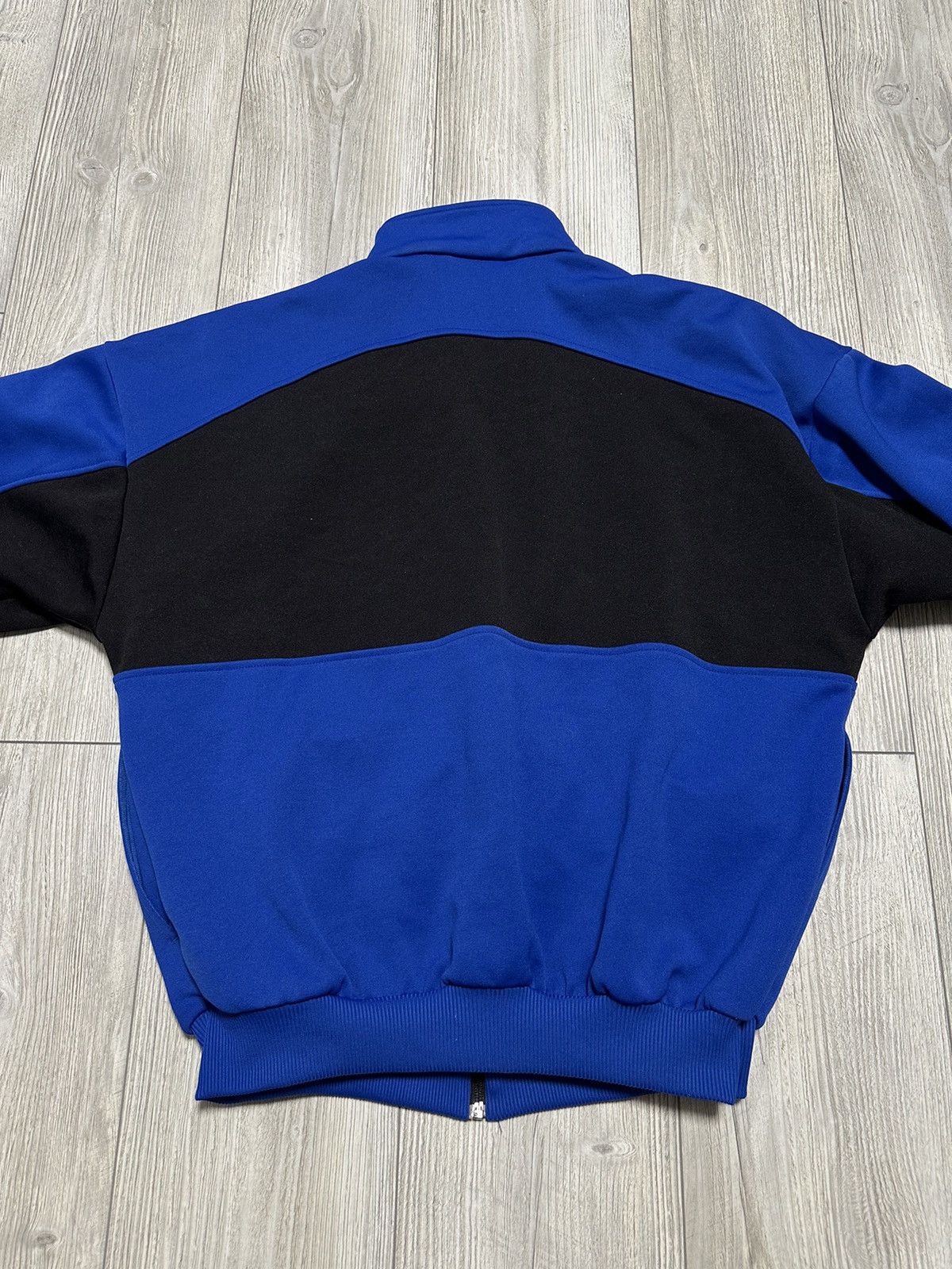 Adidas Vintage Adidas Track Sport Jacket Men Full Zip Retro Y2K Size US M / EU 48-50 / 2 - 6 Thumbnail