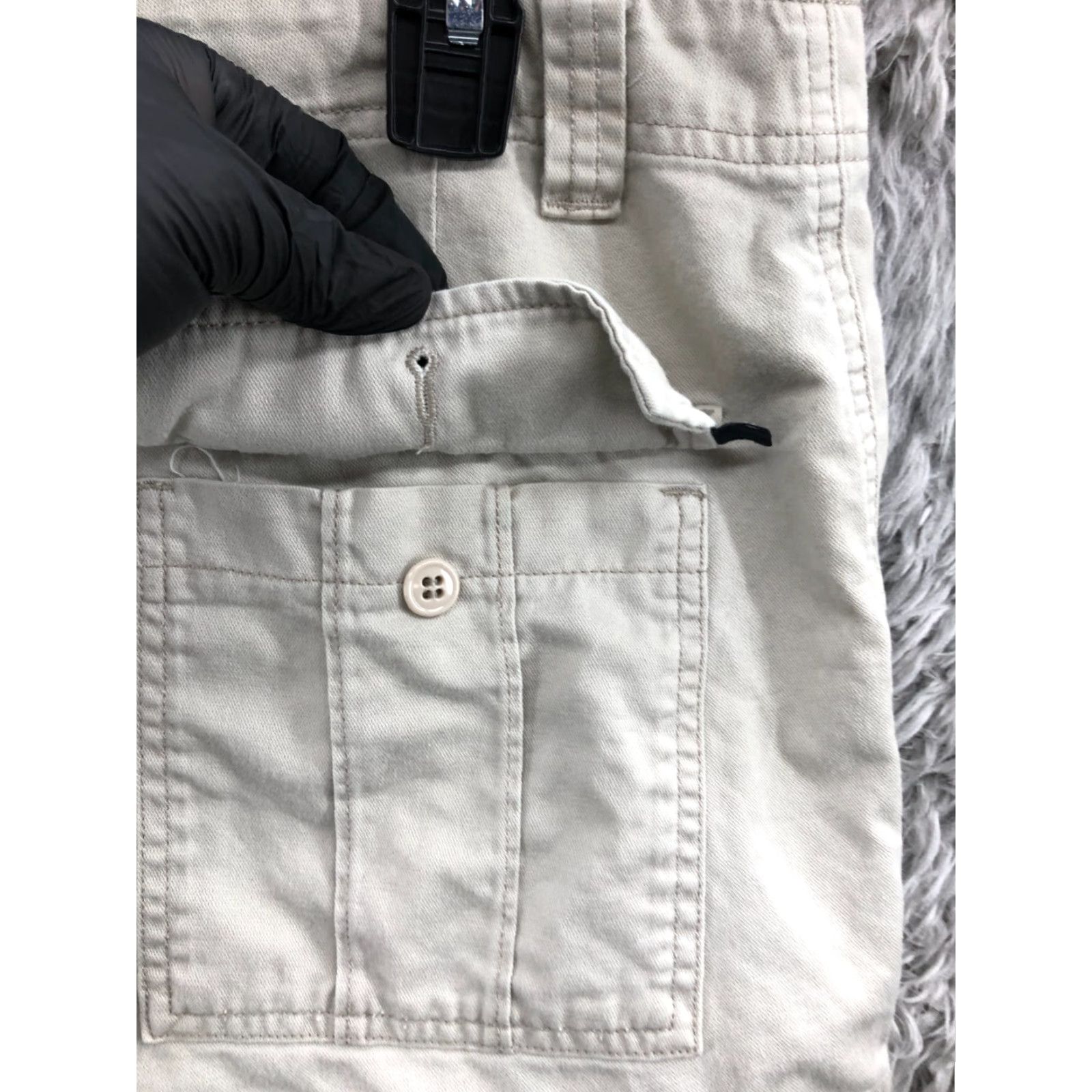 Dockers **Dockers Mens Cargo Shorts Size 36 Medium Wash Beige** User: Dockers Mens Cargo Shorts Size 36 Medium Wash Beige Size US 36 / EU 52 - 6 Thumbnail
