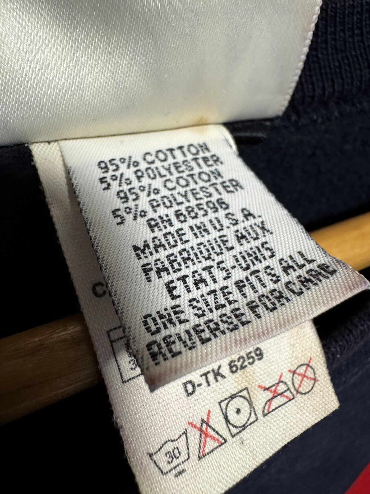 DKNY × Vintage Vintage DKNY Crewneck Sweatshirt made in USA Size US XL / EU 56 / 4 - 4 Thumbnail