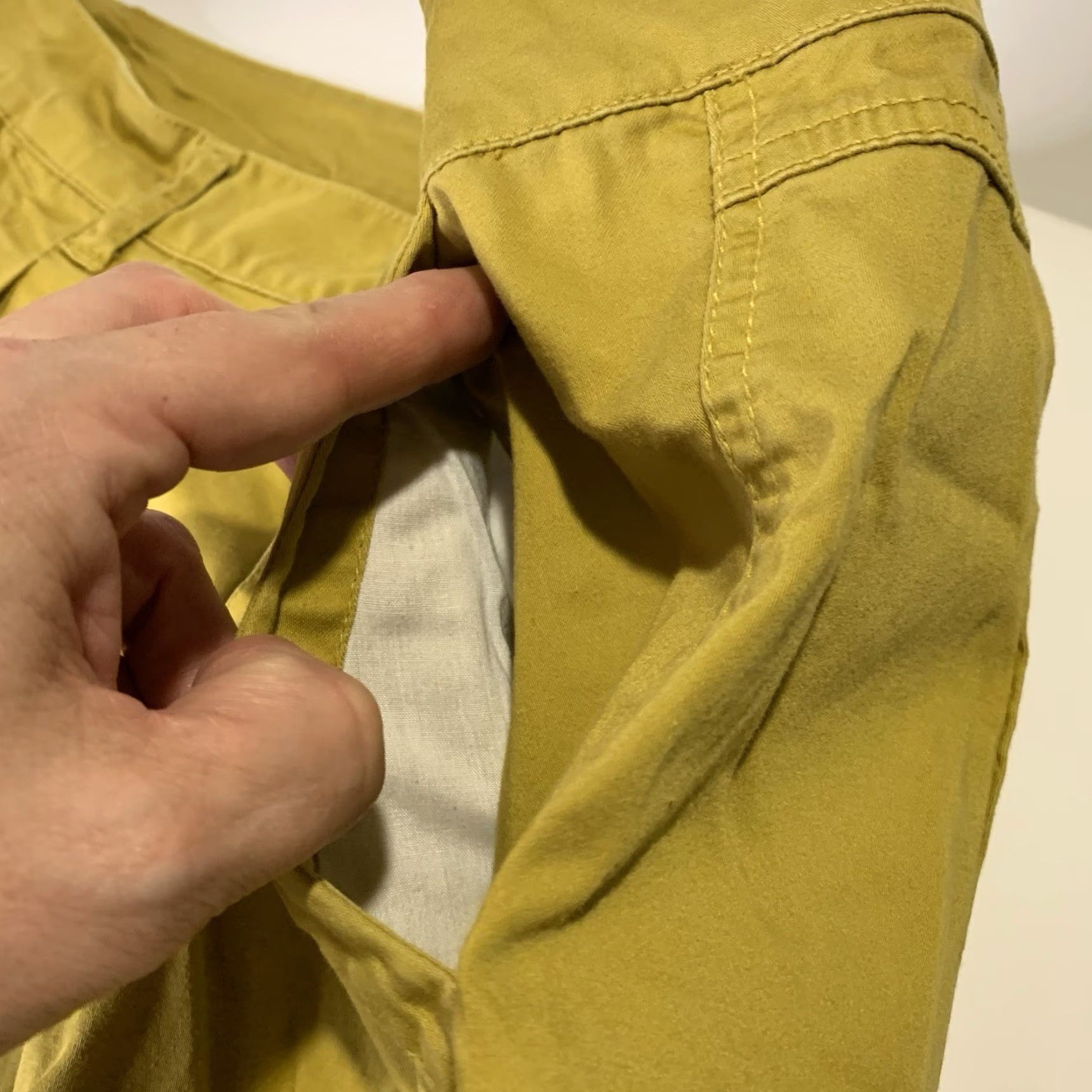 Forever 21 VINTAGE Forever 21 Mustard Yellow Shorts Women 27 Pockets 90s Retro Hip Hop Cotton Spandex Spring Summer Size 27" / US 4 / IT 40 - 5 Thumbnail