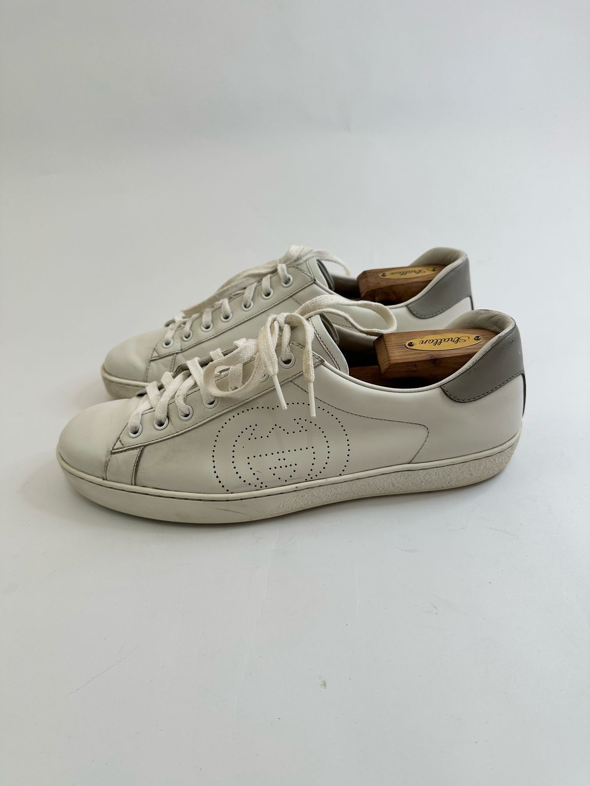 Gucci Gucci White/Grey Leather Perforated GG Ace Sneakers Size 9 Size US 9 / EU 42 - 2 Thumbnail