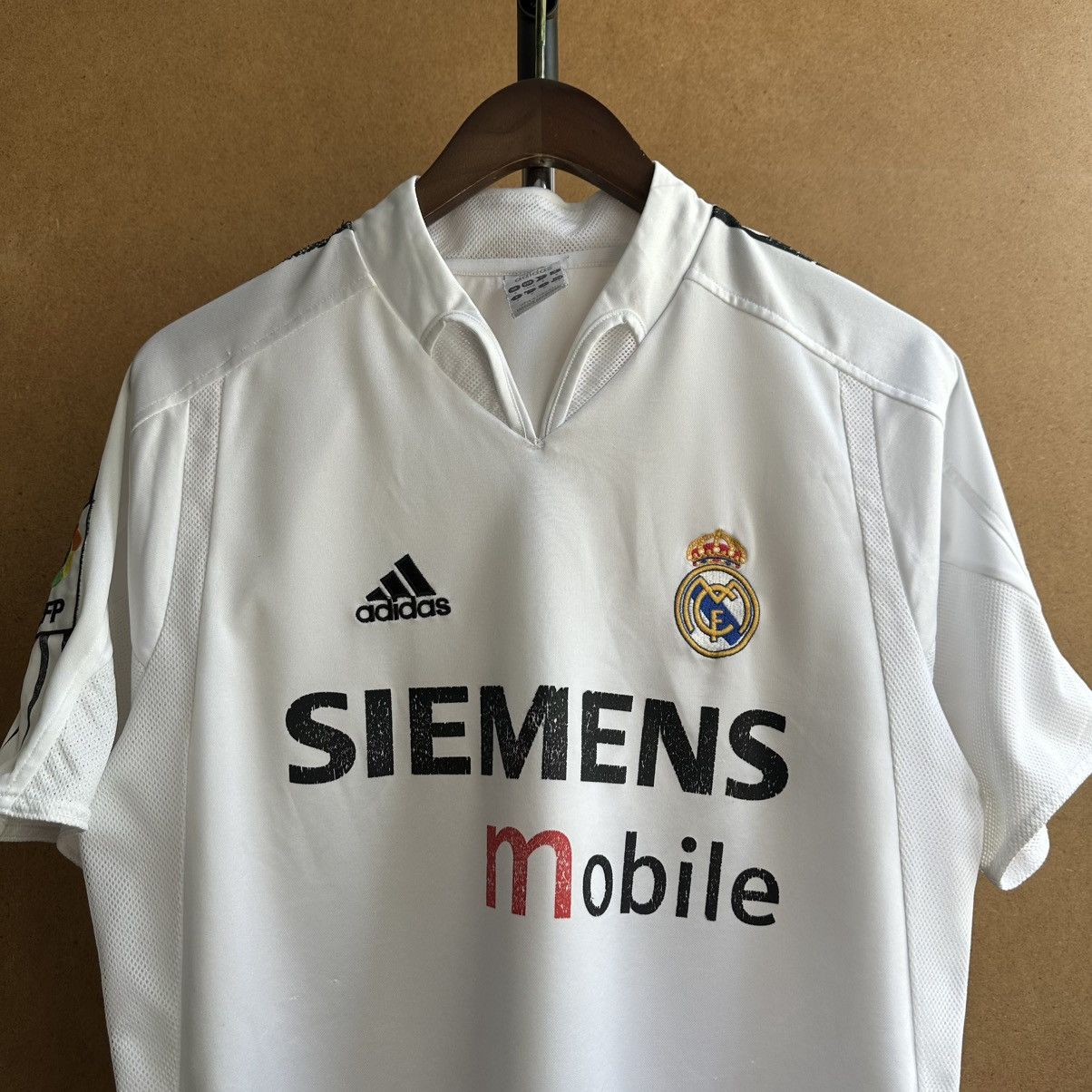 Adidas Vintage Adidas FC Real Madrid 2004/05 Soccer Jersey Football Size US S / EU 44-46 / 1 - 2 Thumbnail