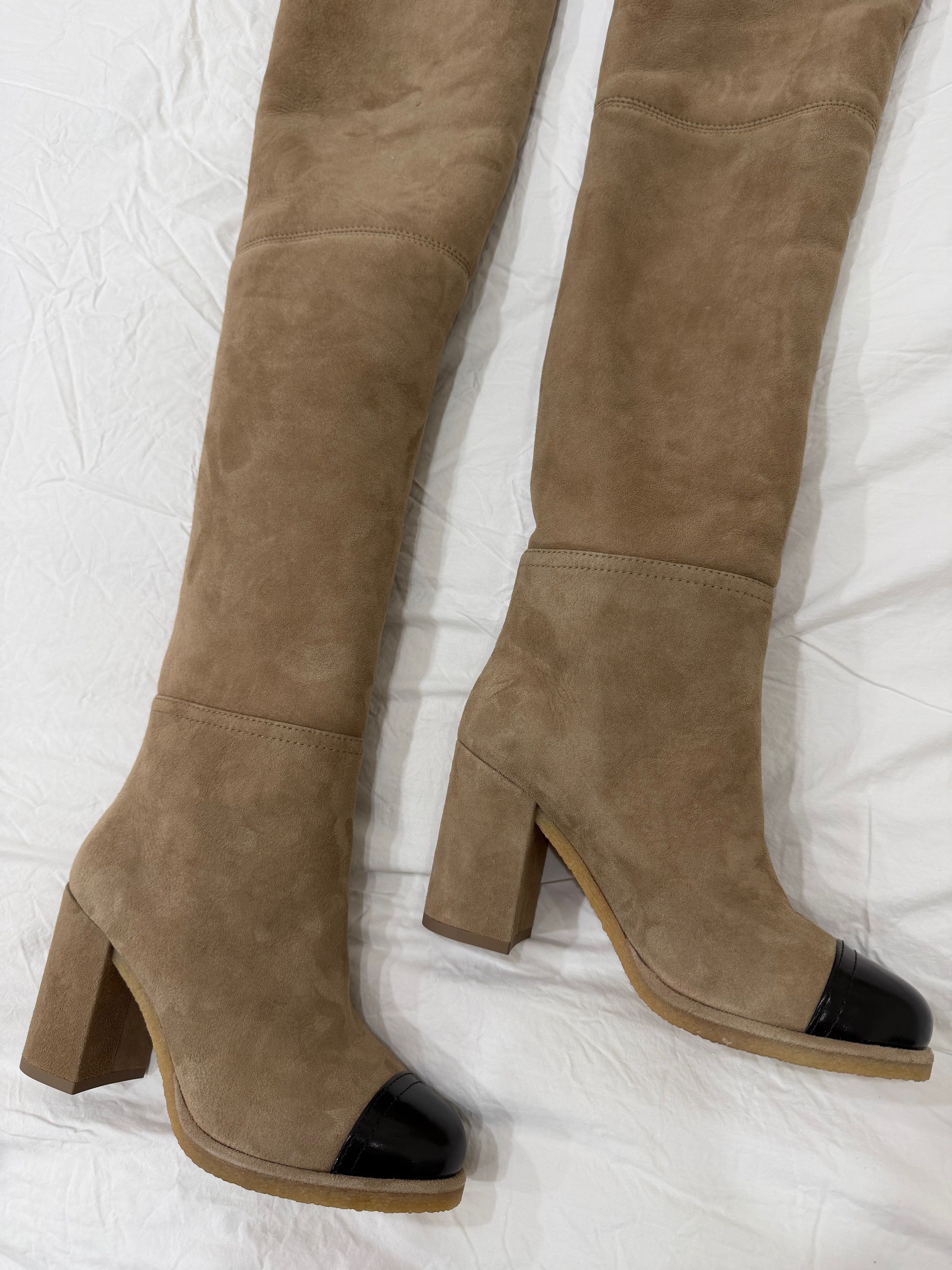 Chanel 24K Suede Shearling Fur Thigh High OTK Block Heel Boots 37 Size US 7 / IT 37 - 8 Thumbnail