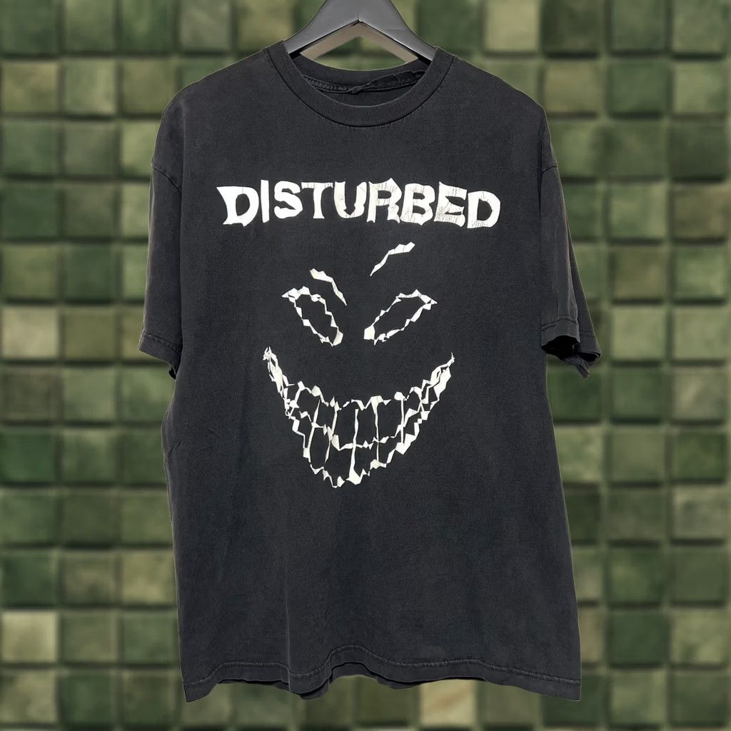 Vintage VINTAGE Disturbed Band T Shirt XL Glow In The Dark Face Metal Rock Tee Mens XL Black Cotton Giant Graphic Print Size US XL / EU 56 / 4 - 1 Thumbnail