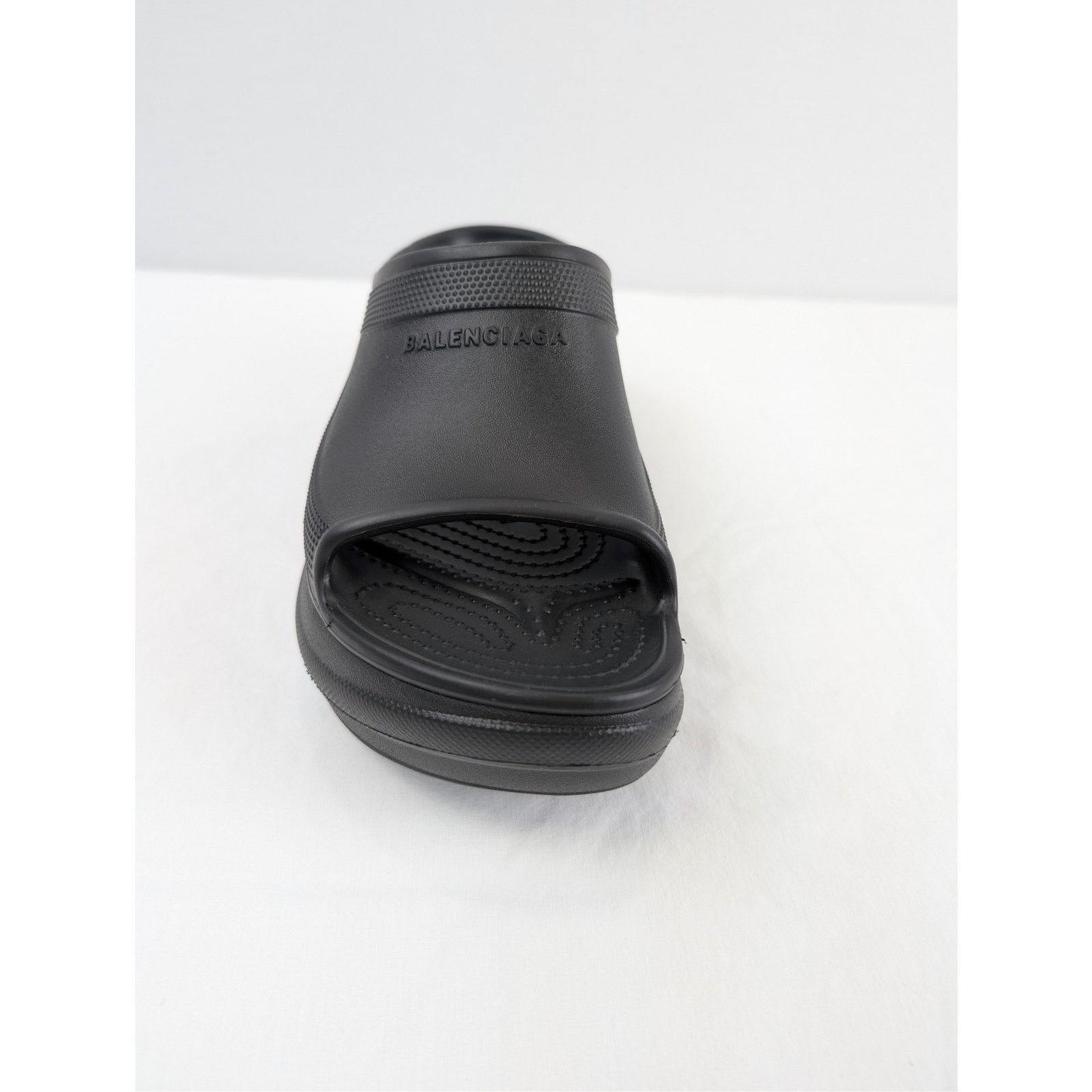Balenciaga o1rshd1 Crocs Pool Rubber Slide Slipper in Black Size US 10 / EU 43 - 14 Thumbnail