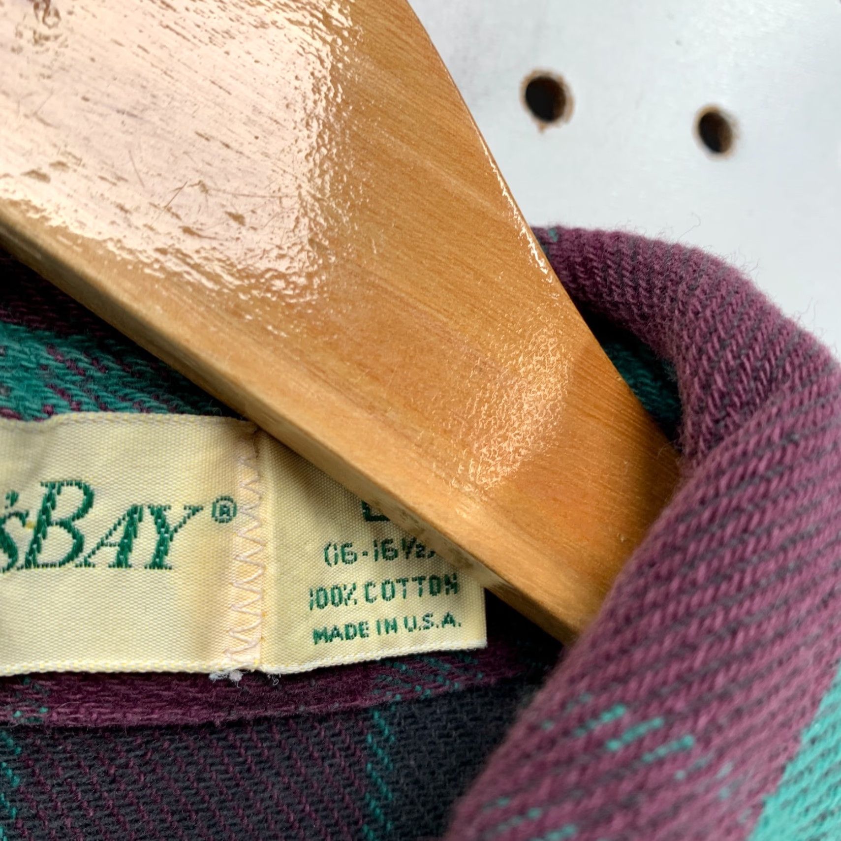 Vintage Vintage St. John Bay Men's Plaid Button-Up Shirt Large Green Purple Casual Cotton Made USA Size US L / EU 52-54 / 3 - 3 Thumbnail