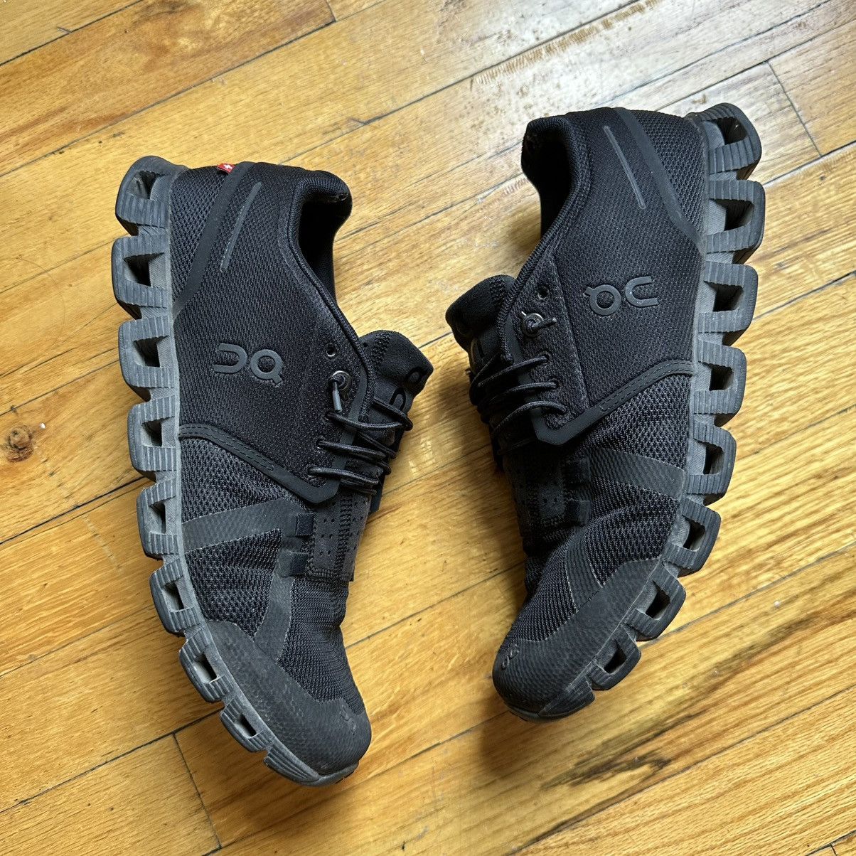 On Cloud 5 waterproof sneakers Size US 9 / IT 39 - 2 Thumbnail