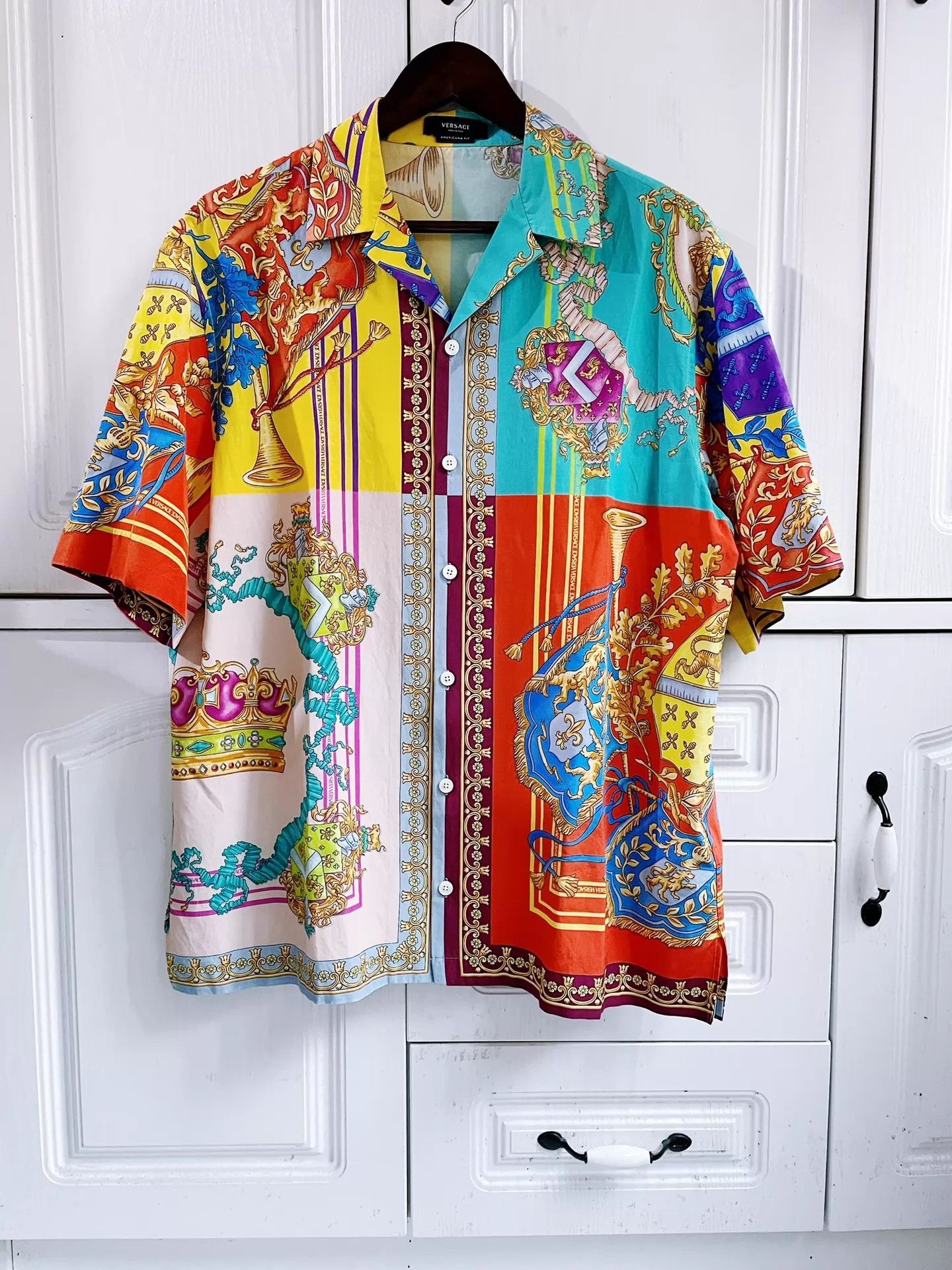 Versace Versace Runway Limited Crown Bowling Short Sleeve Tee Size US M / EU 48-50 / 2 - 1 Thumbnail