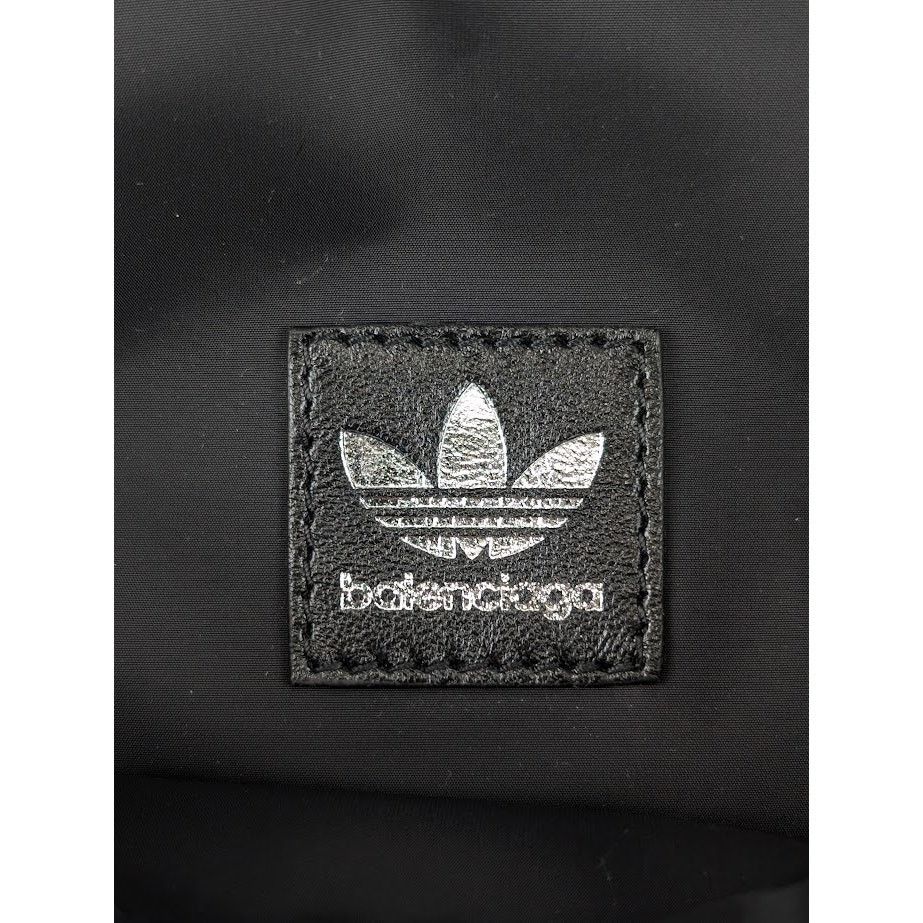 Adidas × Balenciaga o1rshd1 Size: OS / Belt Bag in Black/White Size ONE SIZE - 15 Thumbnail