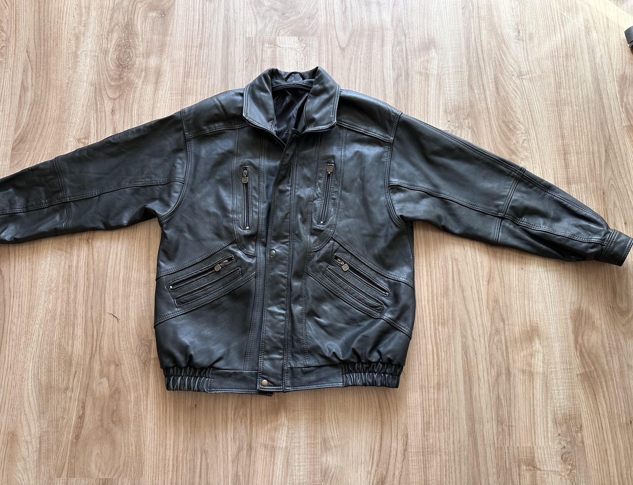 Vintage Vintage Avant Garde men biker boxy leather jacket Size US XL / EU 56 / 4 - 7 Thumbnail