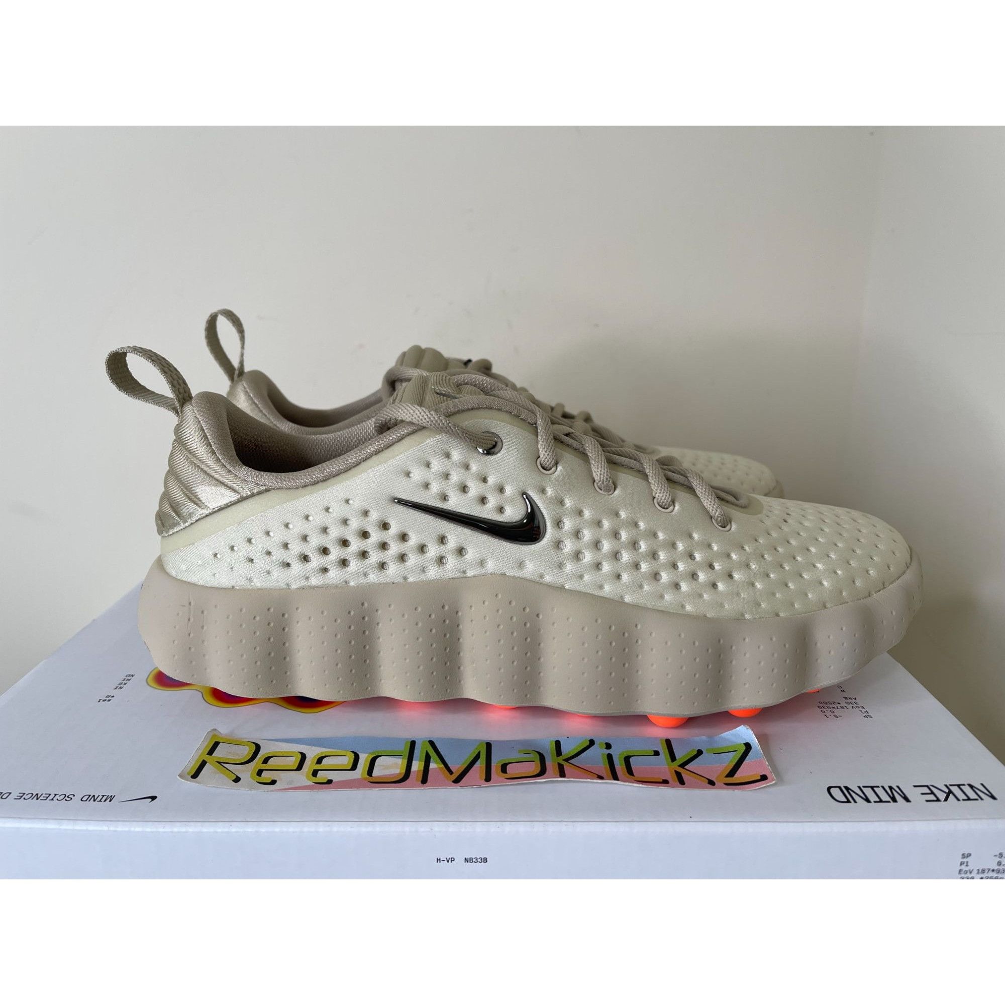 Nike Nike Mind 002 Light Khaki Mens 8us Size US 8 / EU 41 - 2 Thumbnail