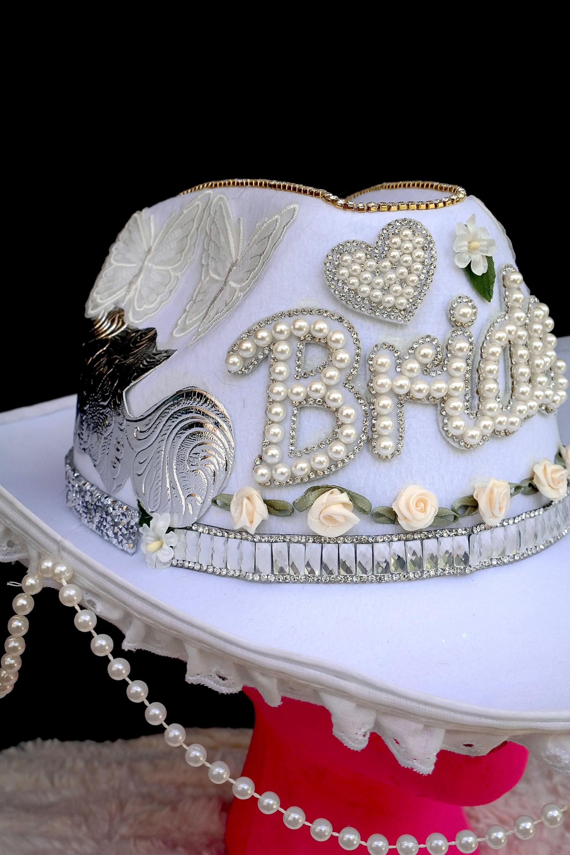 Handmade Pearl Bride Cowgirl Hat Size ONE SIZE - 8 Thumbnail