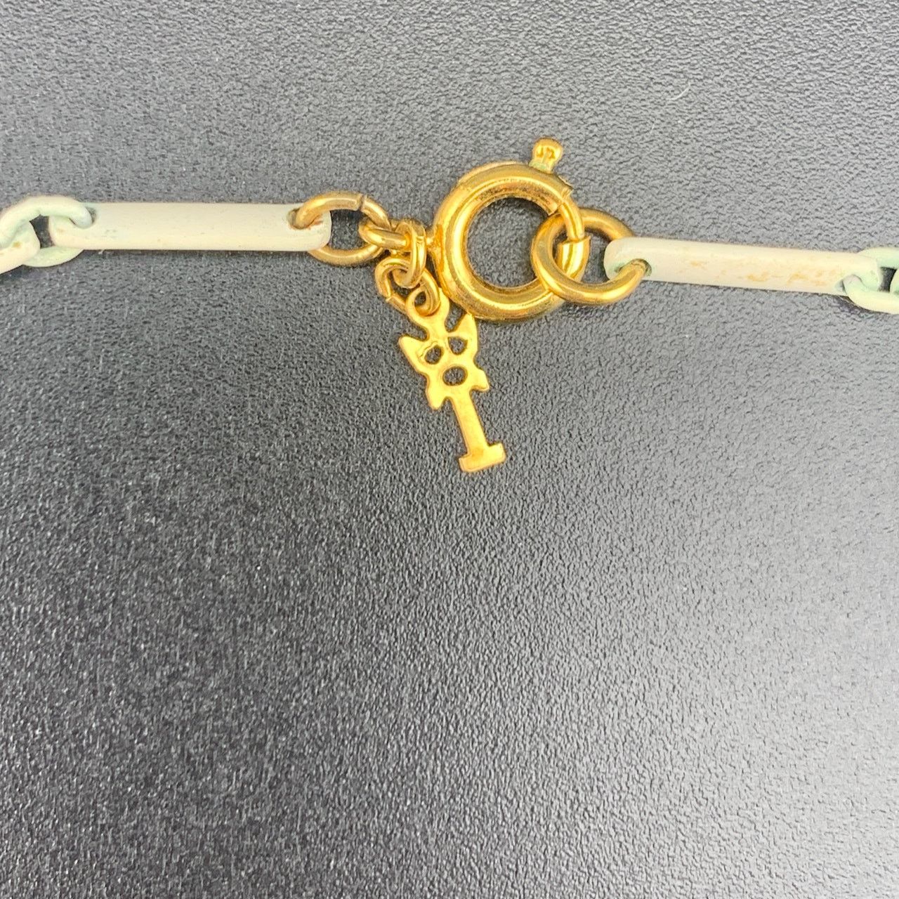 Other Trifari Vintage Gold Tone White Enamel MCM Necklace 14" Size ONE SIZE - 3 Thumbnail