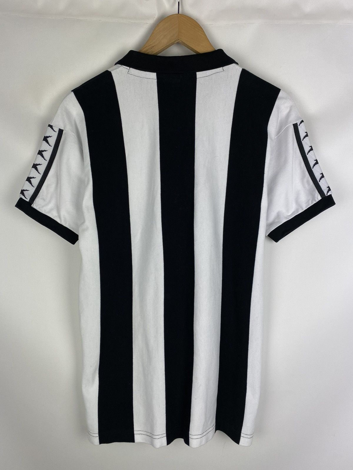 Other Bukta Newcastle United Replica Soccer Polo Shirt Jersey Size US M / EU 48-50 / 2 - 12 Thumbnail