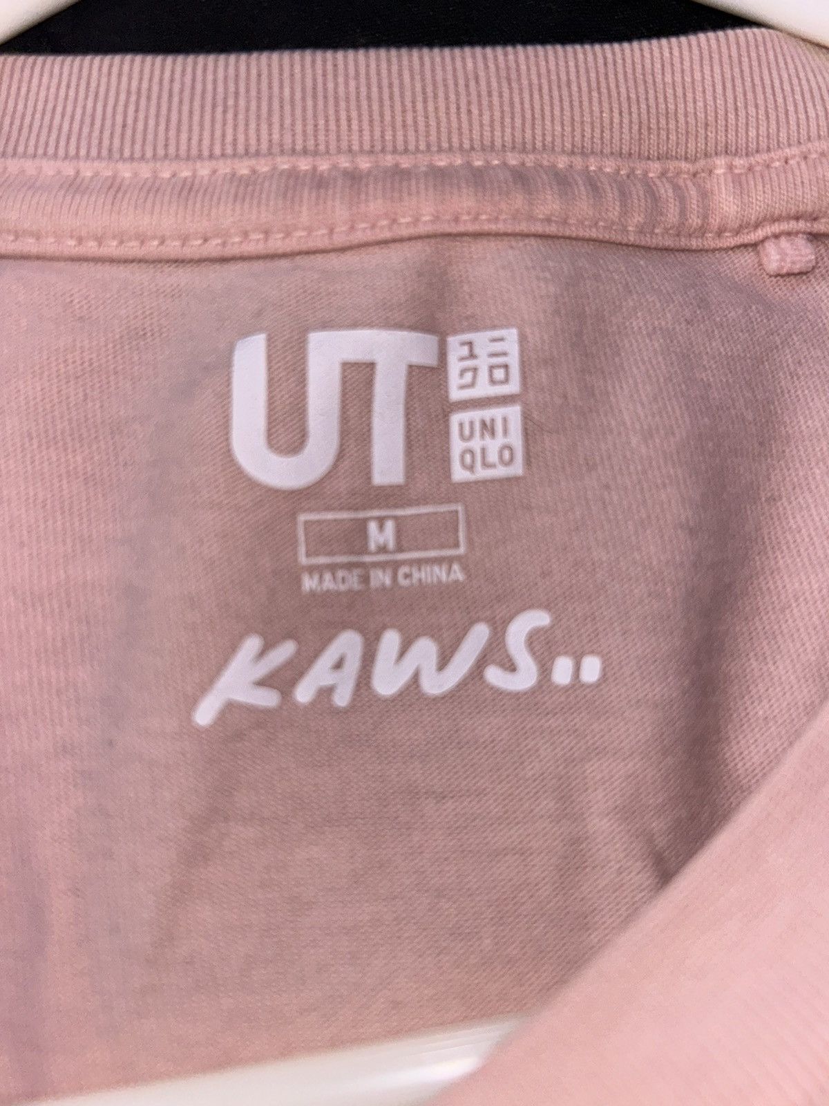 Kaws × Uniqlo Kaws x Uniqlo Companion Tee Size US M / EU 48-50 / 2 - 3 Thumbnail