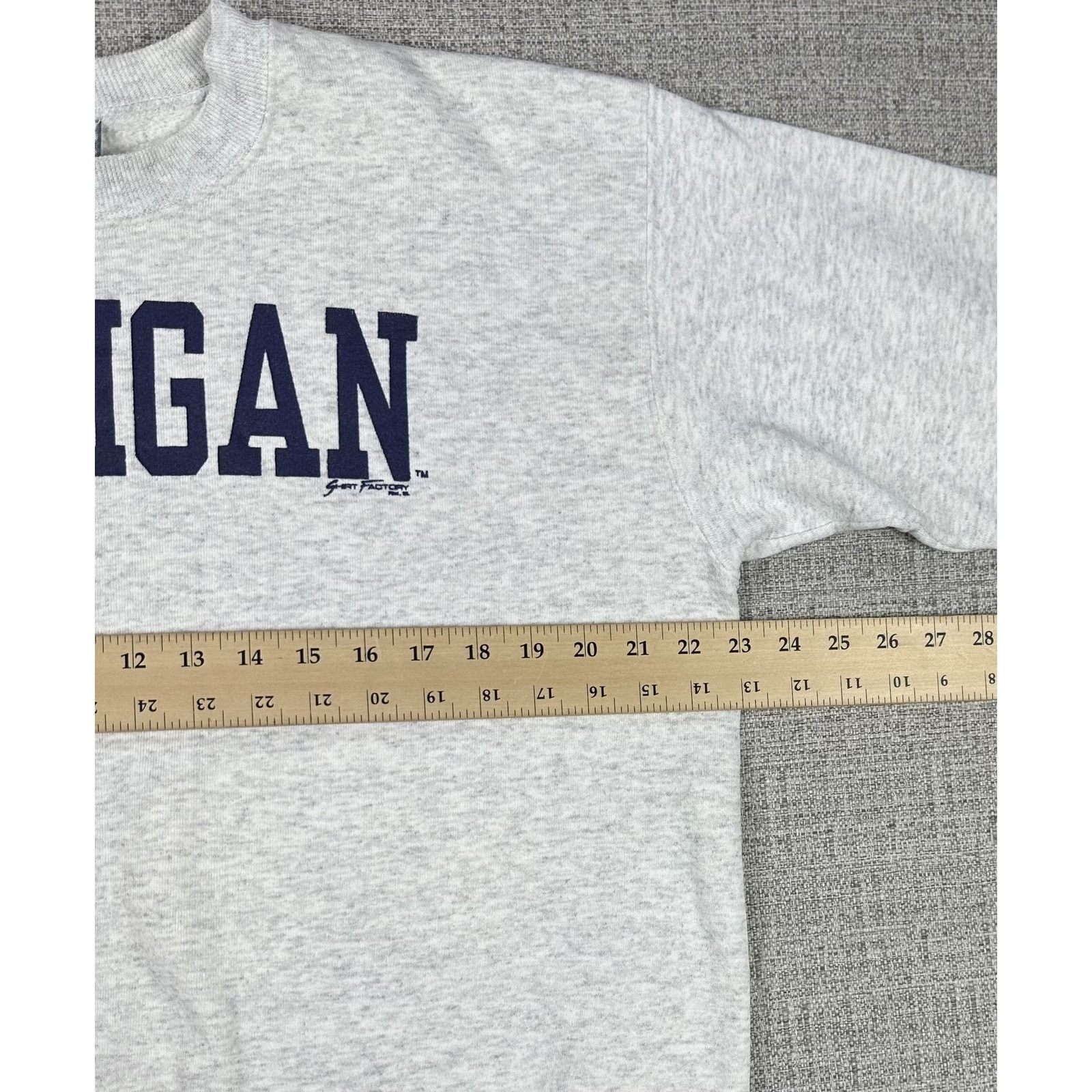 Lee Michigan Wolverines Sweatshirt Mens L Gray College Lee USA Size US L / EU 52-54 / 3 - 4 Thumbnail
