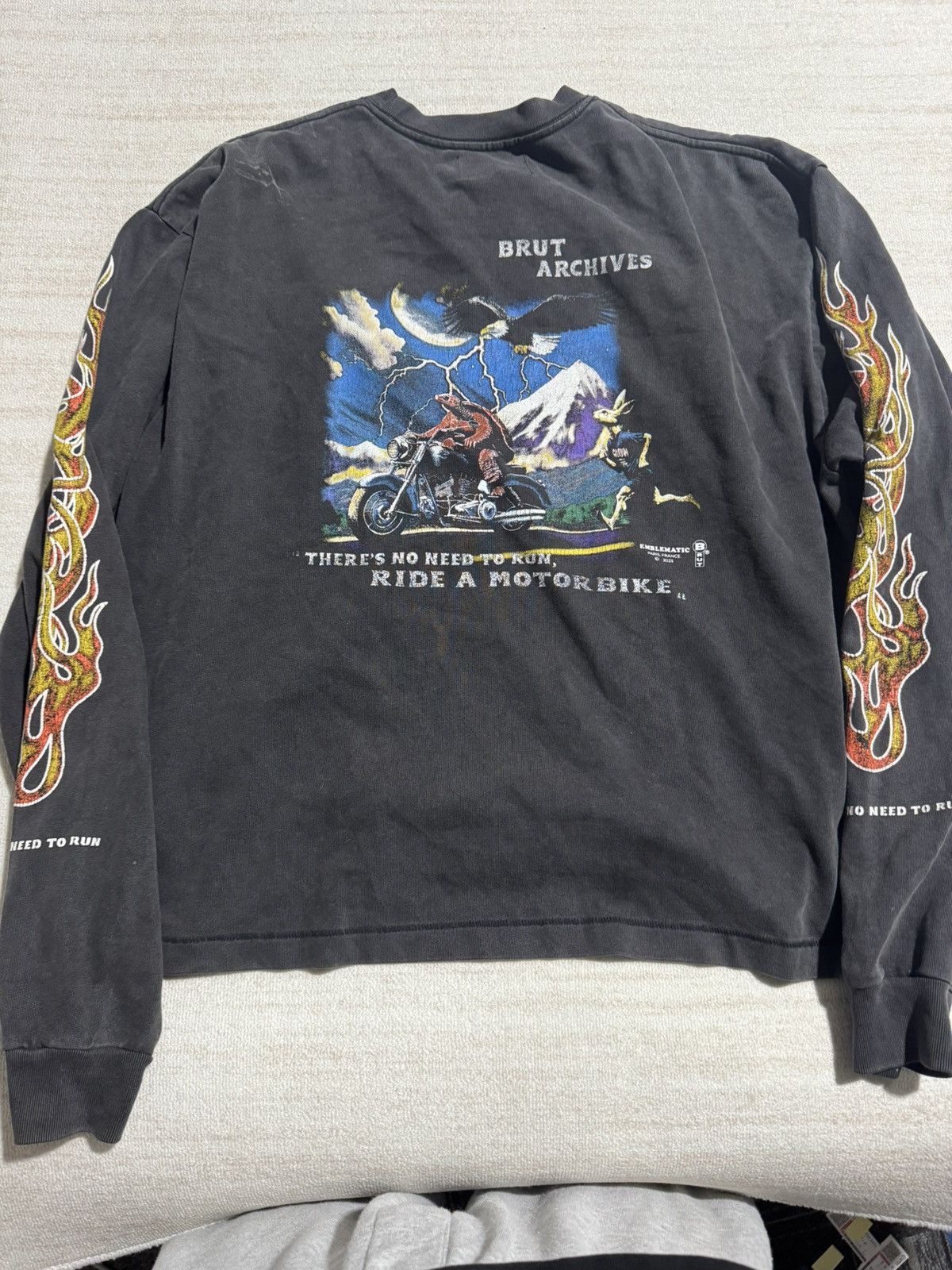 BRUT Archive No need to run tee Size US XL / EU 56 / 4 - 1 Thumbnail