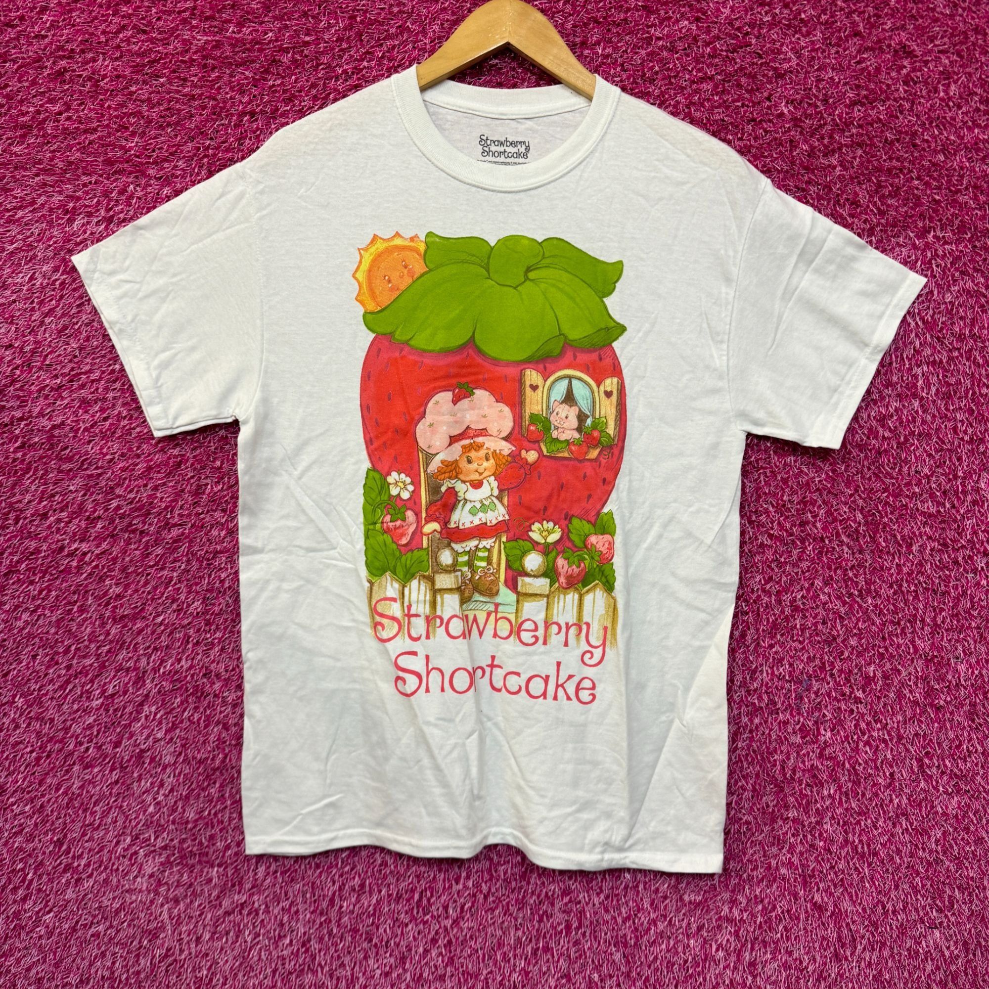 Other Strawberry Shortcake & Custard Cat Strawberry Cottage Tee M Size US M / EU 48-50 / 2 - 1 Thumbnail