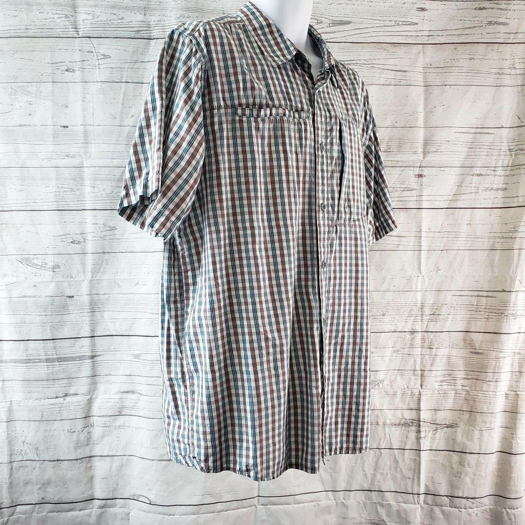 The North Face The North Face Mens Shirt XL Red Blue Plaid Short Sleeve Button Front Nylon Blend Size US XL / EU 56 / 4 - 3 Thumbnail
